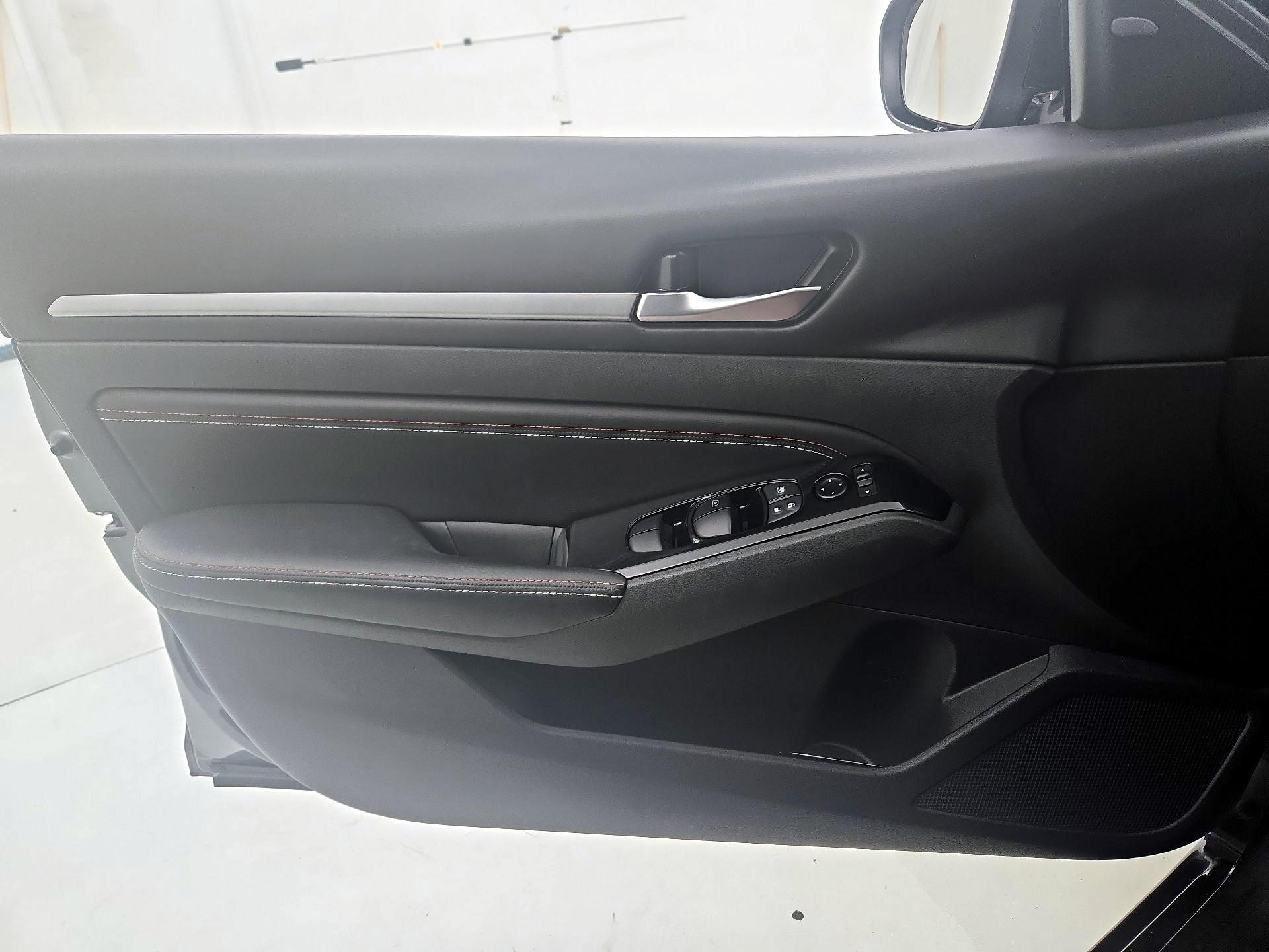 Thumbnail: 2023 Nissan Altima - 12