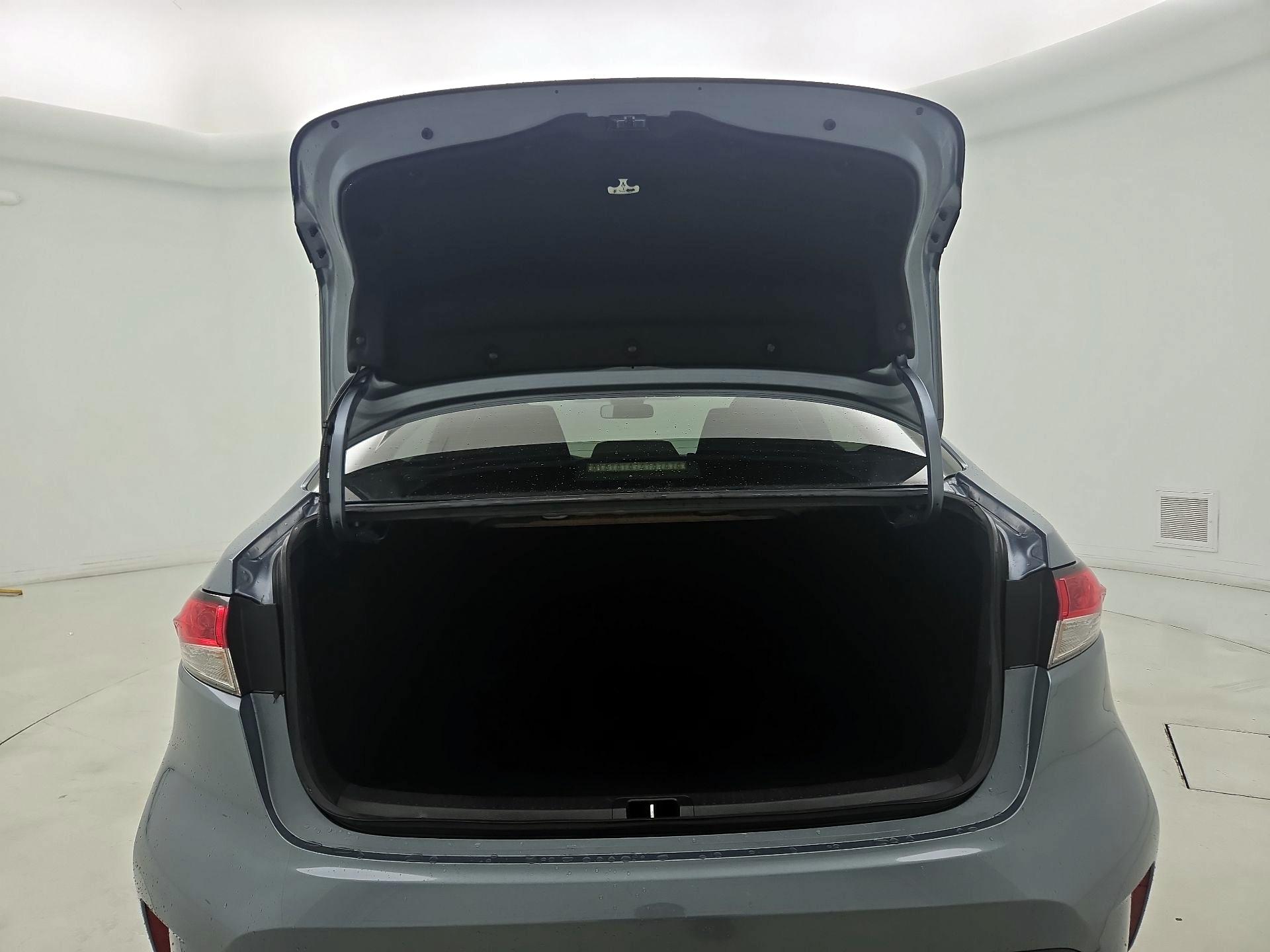 Thumbnail: 2021 Toyota Corolla - 20