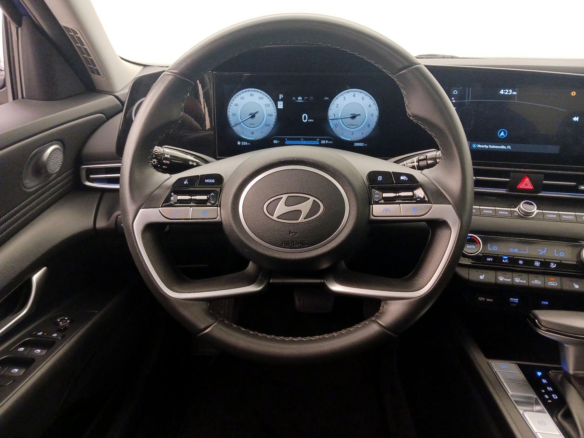Thumbnail: 2025 Hyundai Elantra - 10