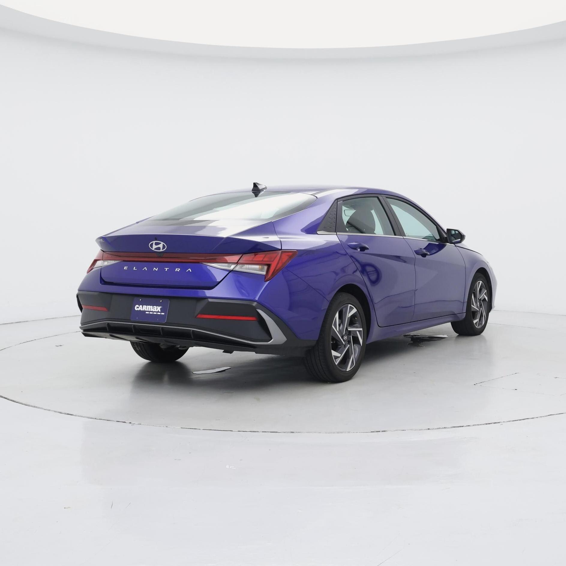 Thumbnail: 2025 Hyundai Elantra - 8