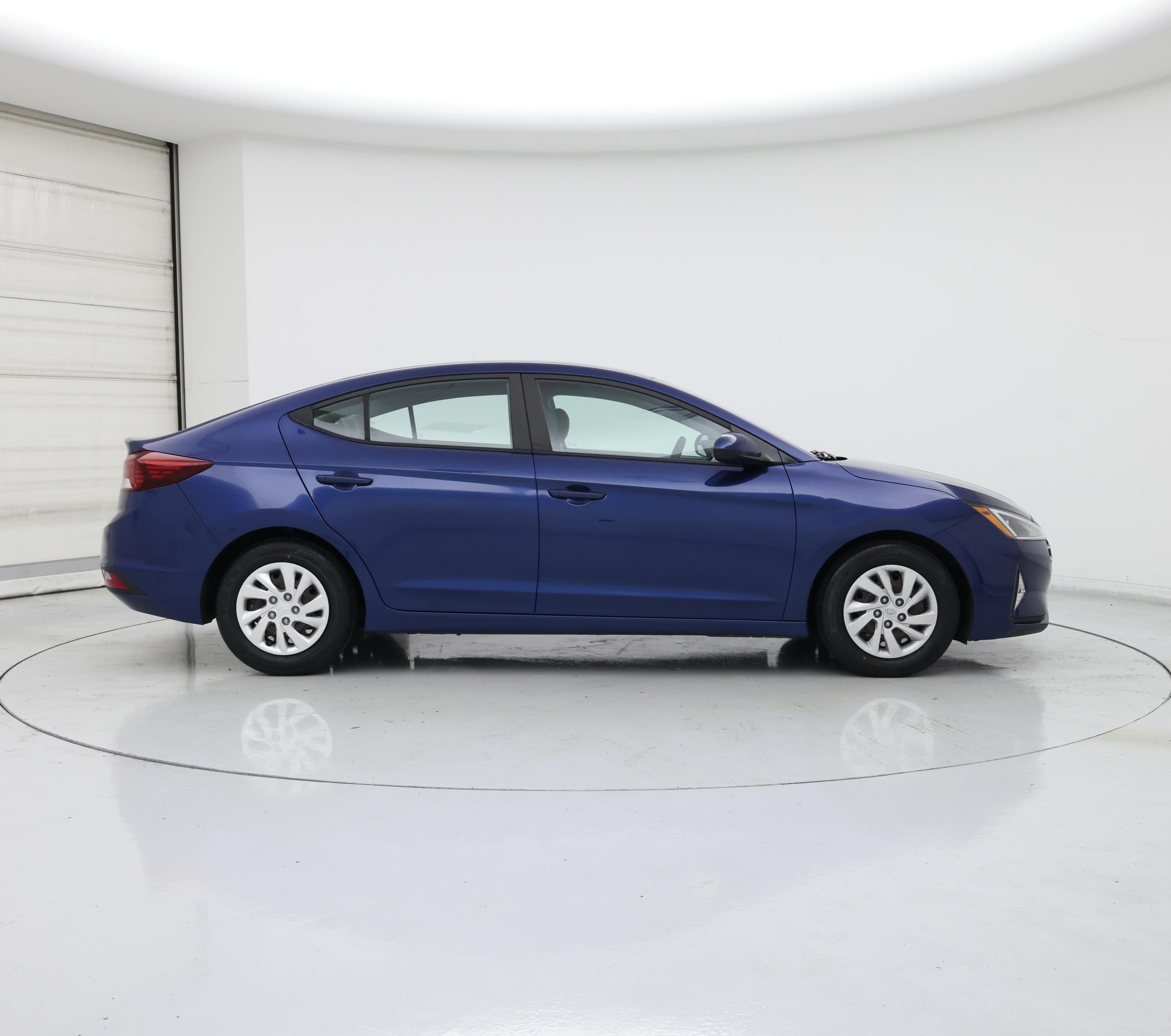 Thumbnail: 2020 Hyundai Elantra - 7