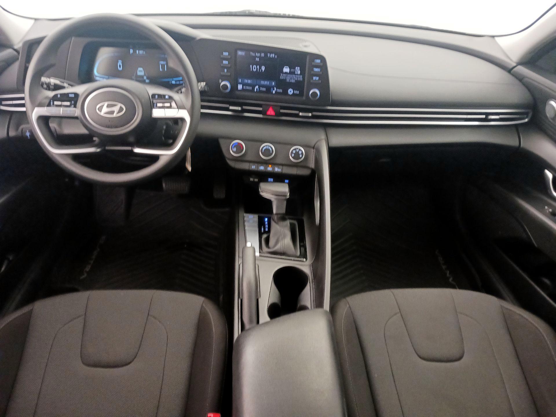 Thumbnail: 2025 Hyundai Elantra - 9