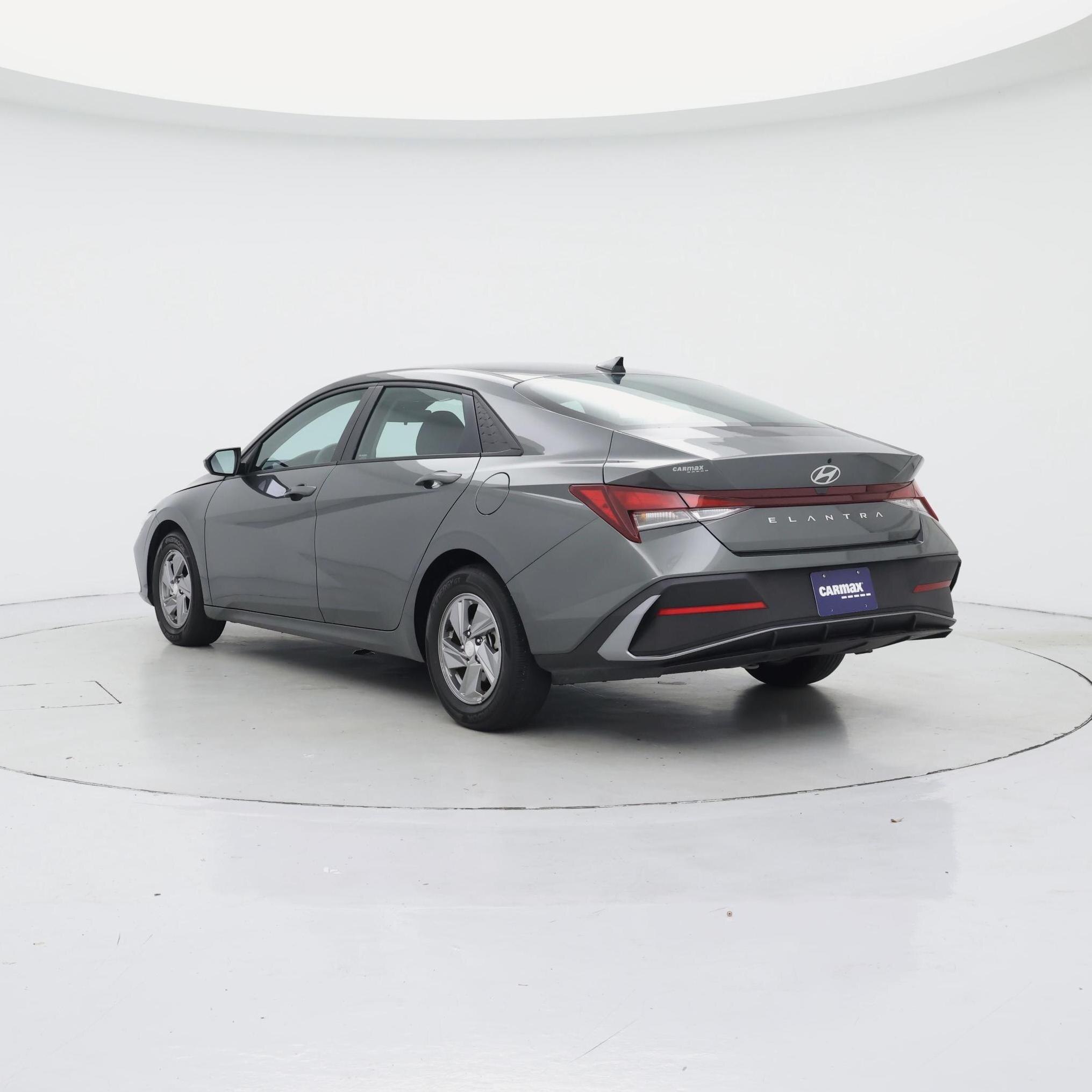 Thumbnail: 2025 Hyundai Elantra - 2