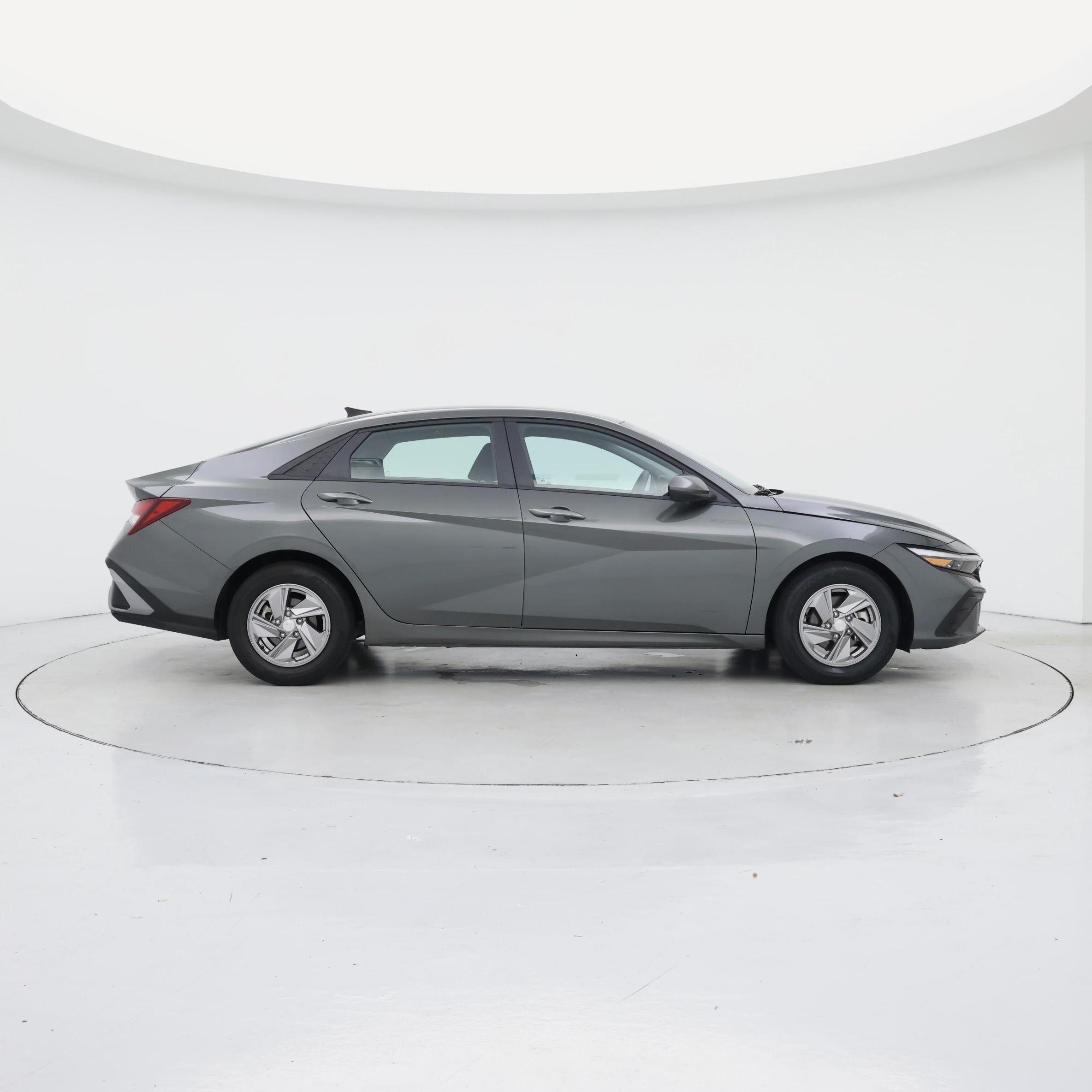 Thumbnail: 2025 Hyundai Elantra - 7