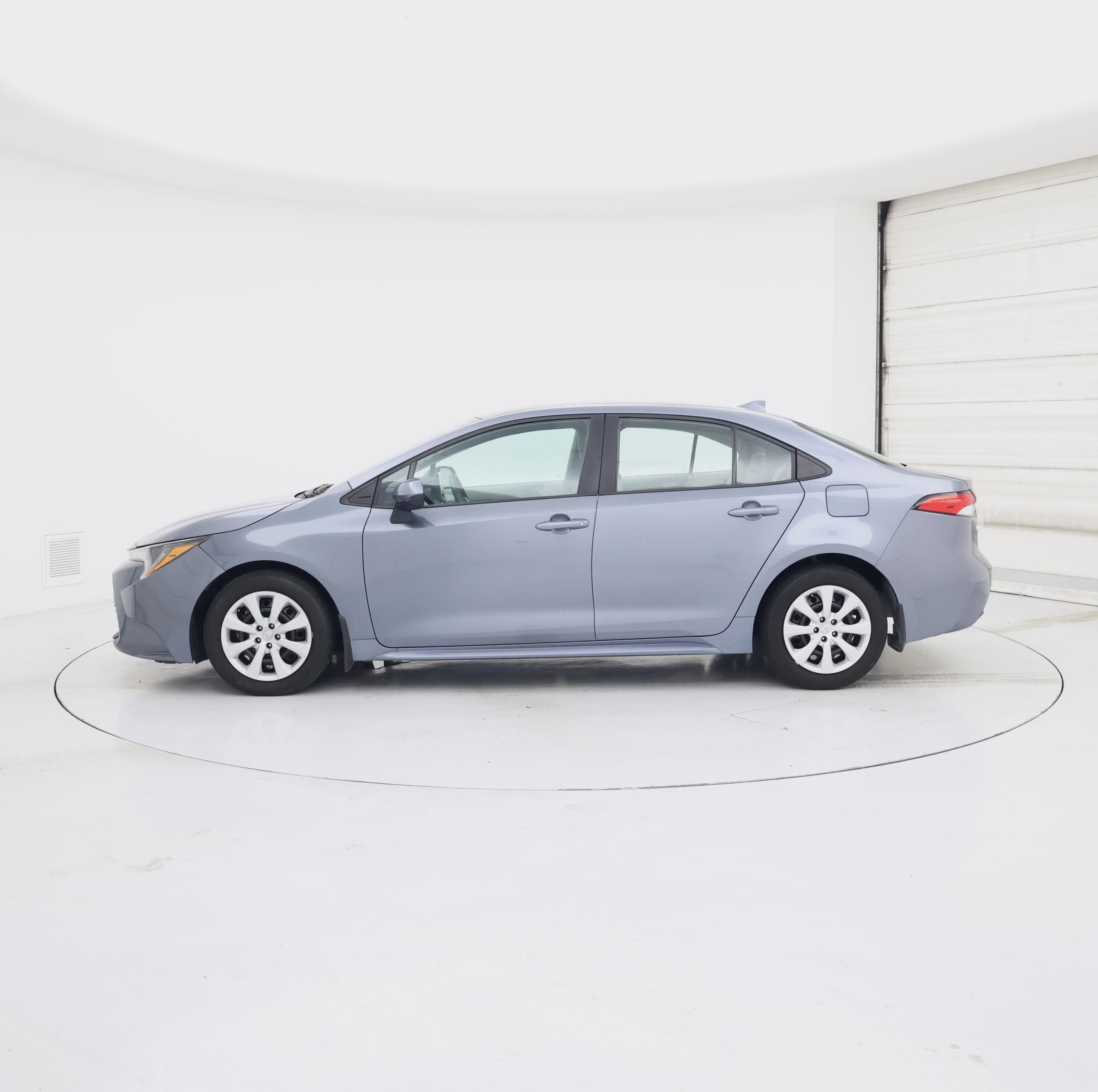 Thumbnail: 2024 Toyota Corolla - 3