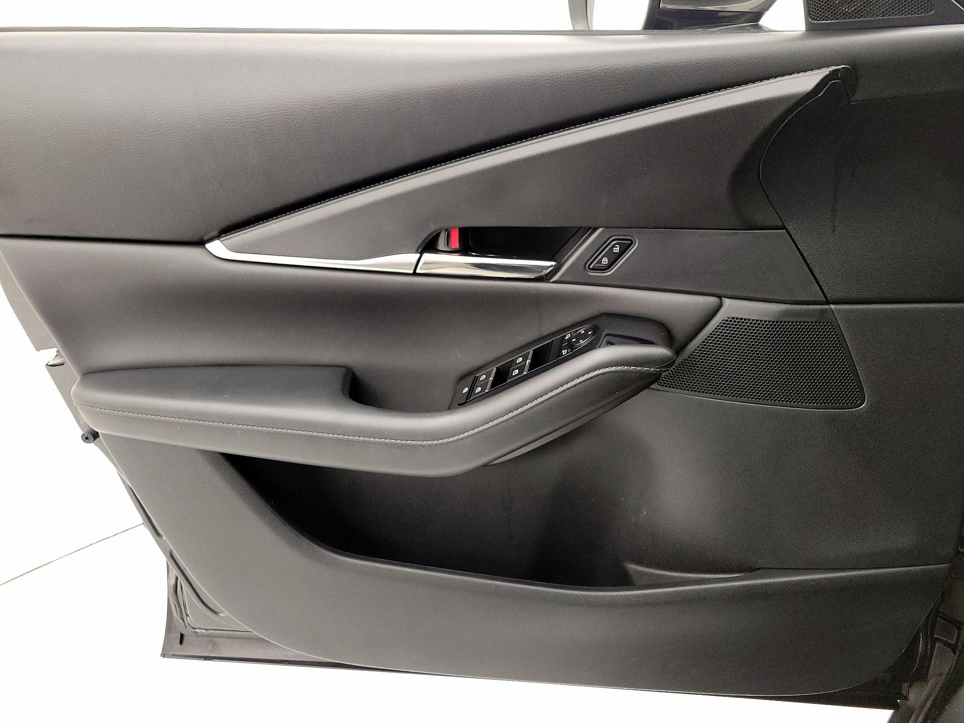 Thumbnail: 2023 Mazda CX-30 - 12