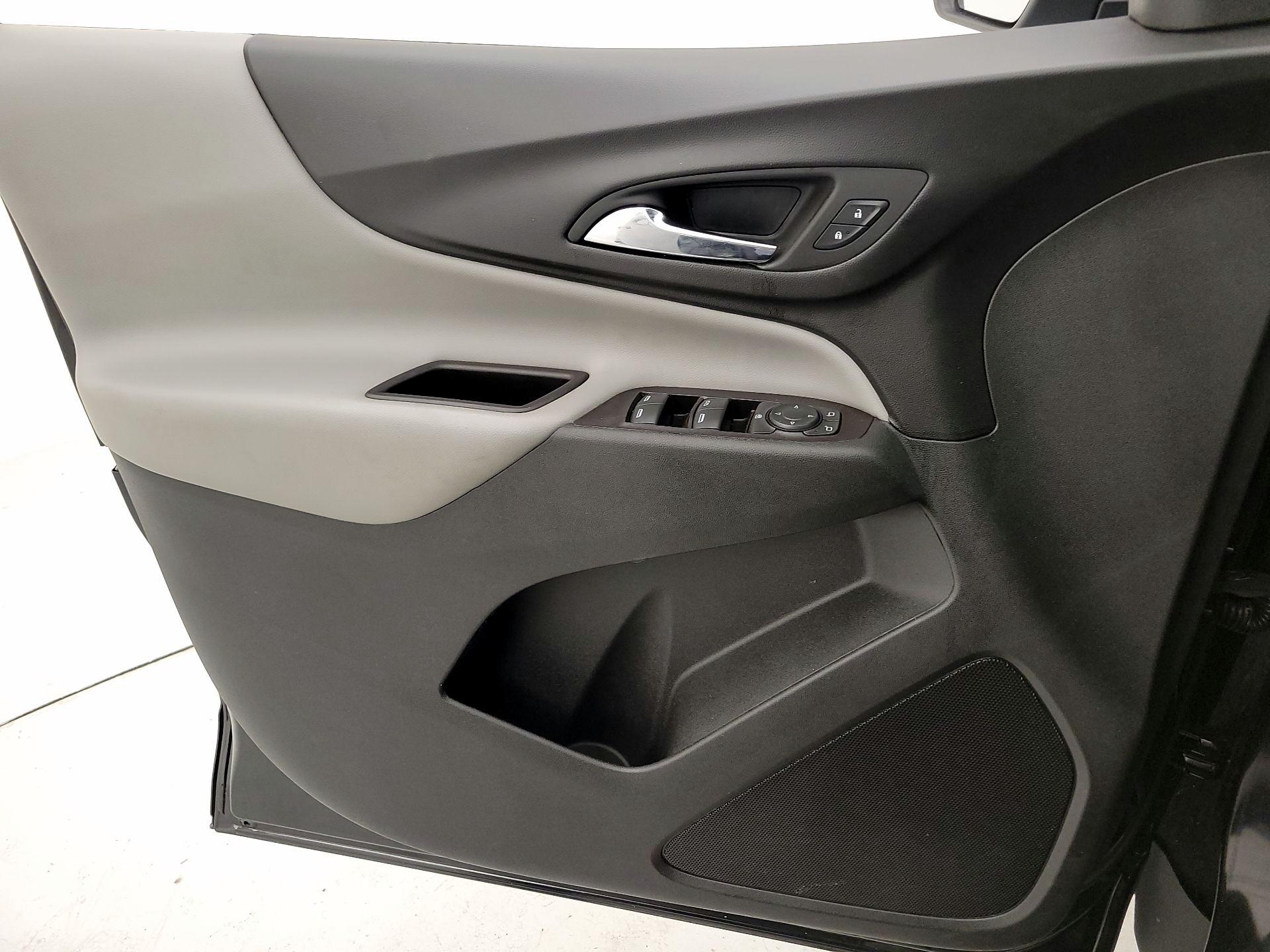 Thumbnail: 2022 Chevrolet Equinox - 12