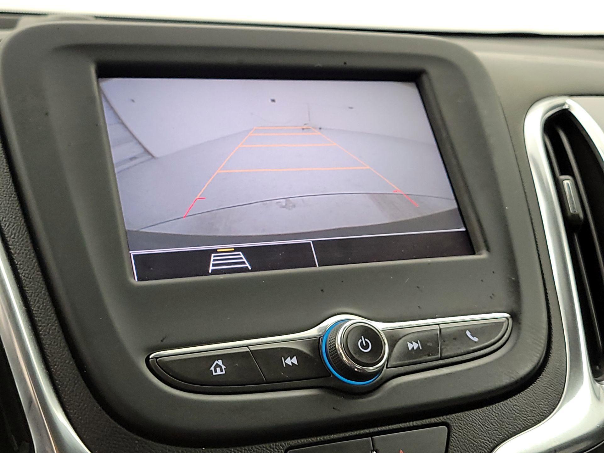 Thumbnail: 2022 Chevrolet Equinox - 14