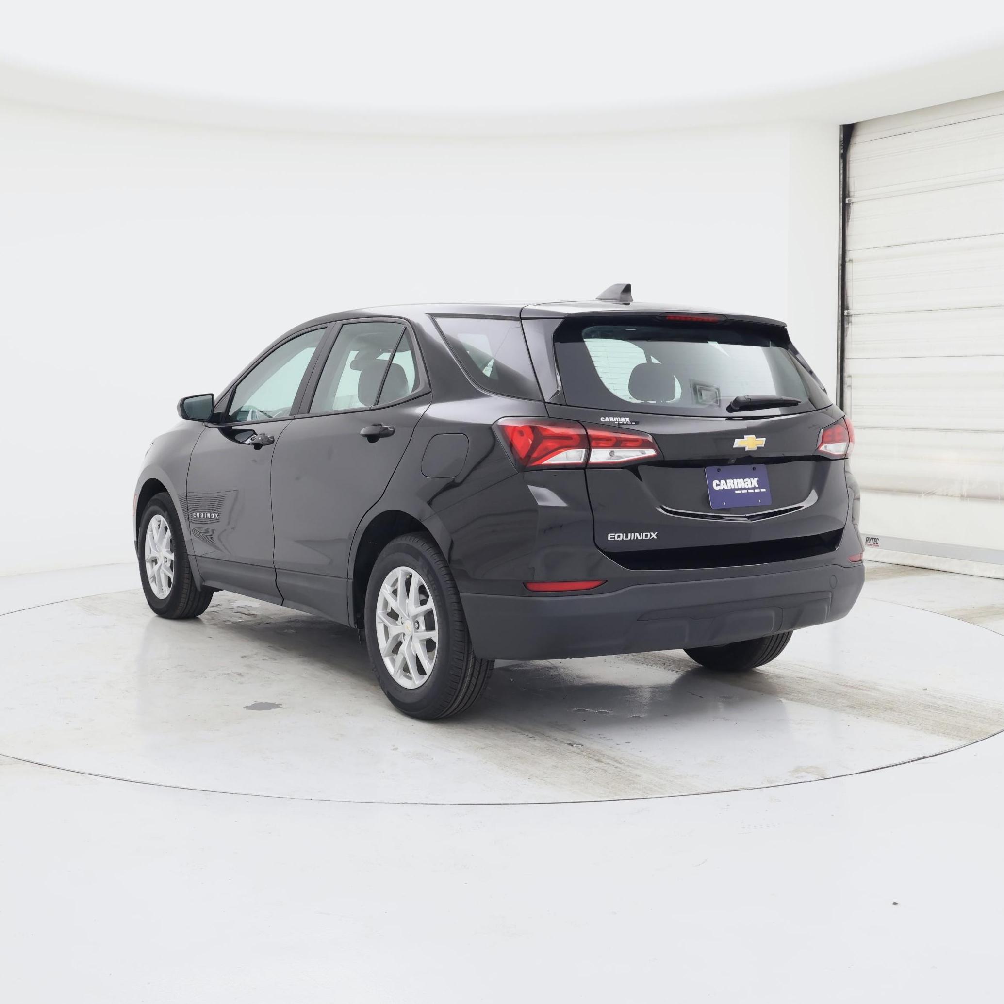 Thumbnail: 2022 Chevrolet Equinox - 2