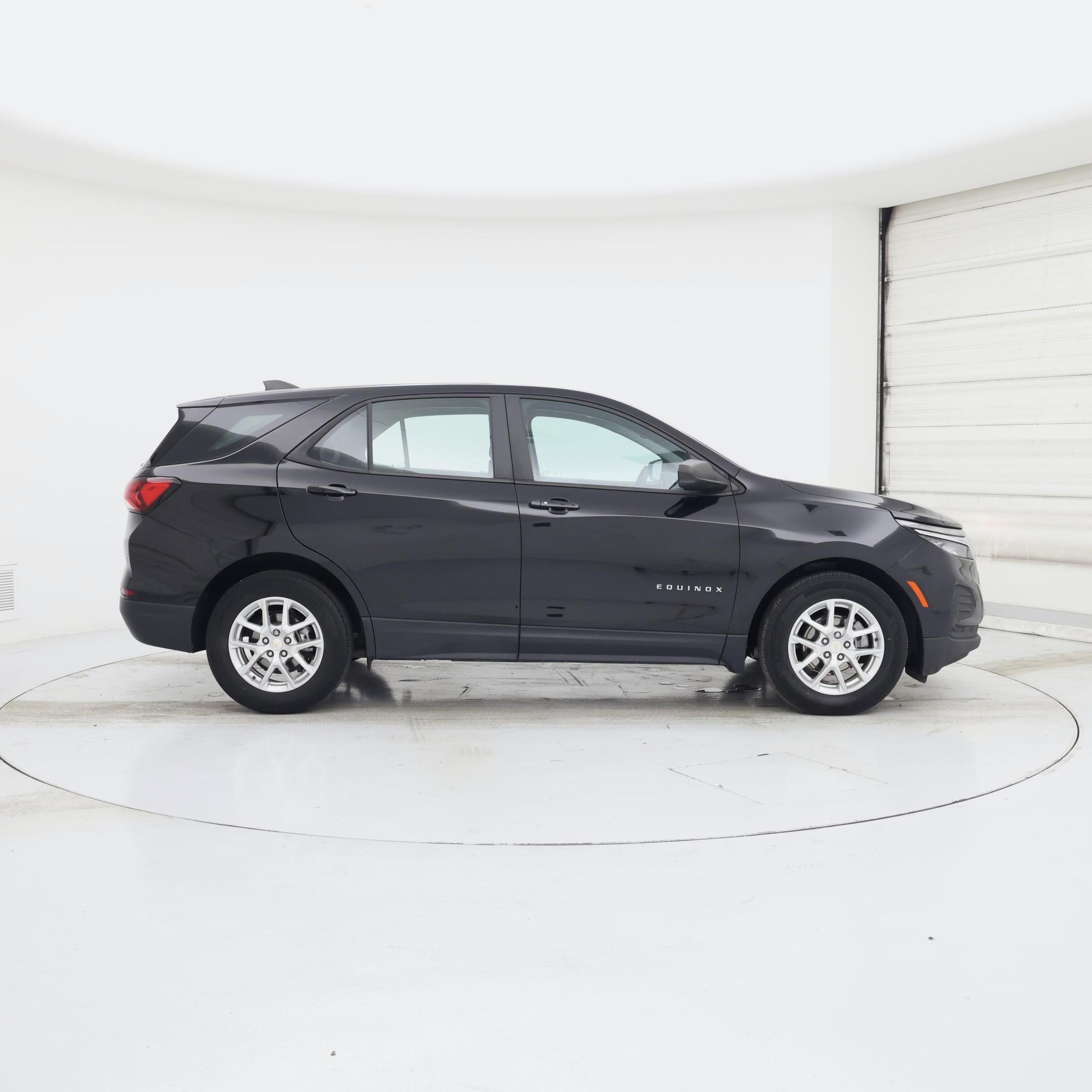 Thumbnail: 2022 Chevrolet Equinox - 7