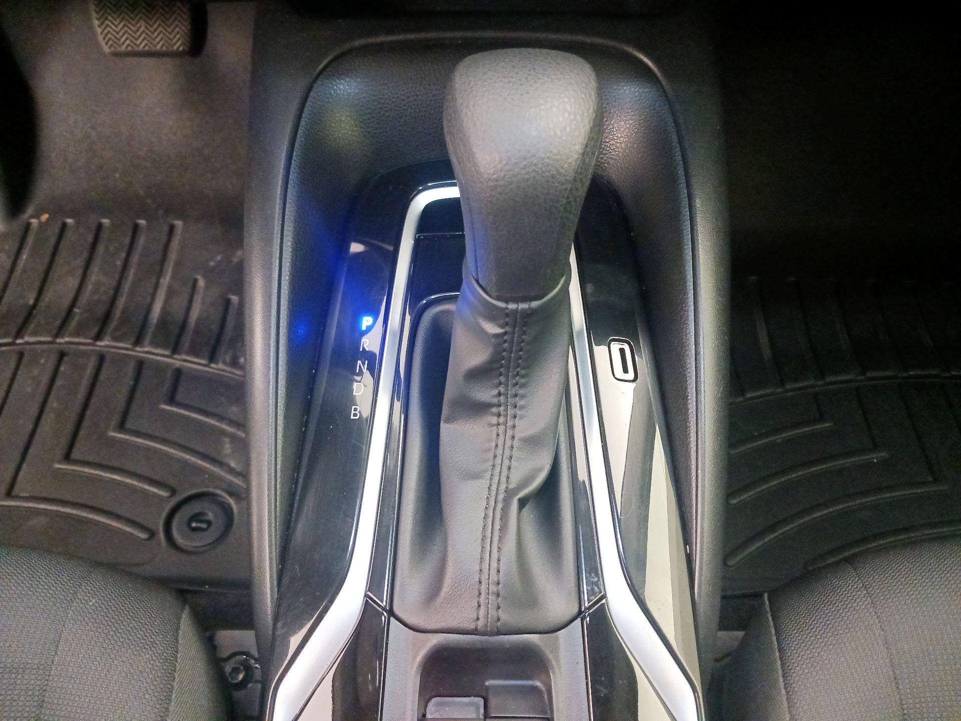 Thumbnail: 2022 Toyota Corolla - 17