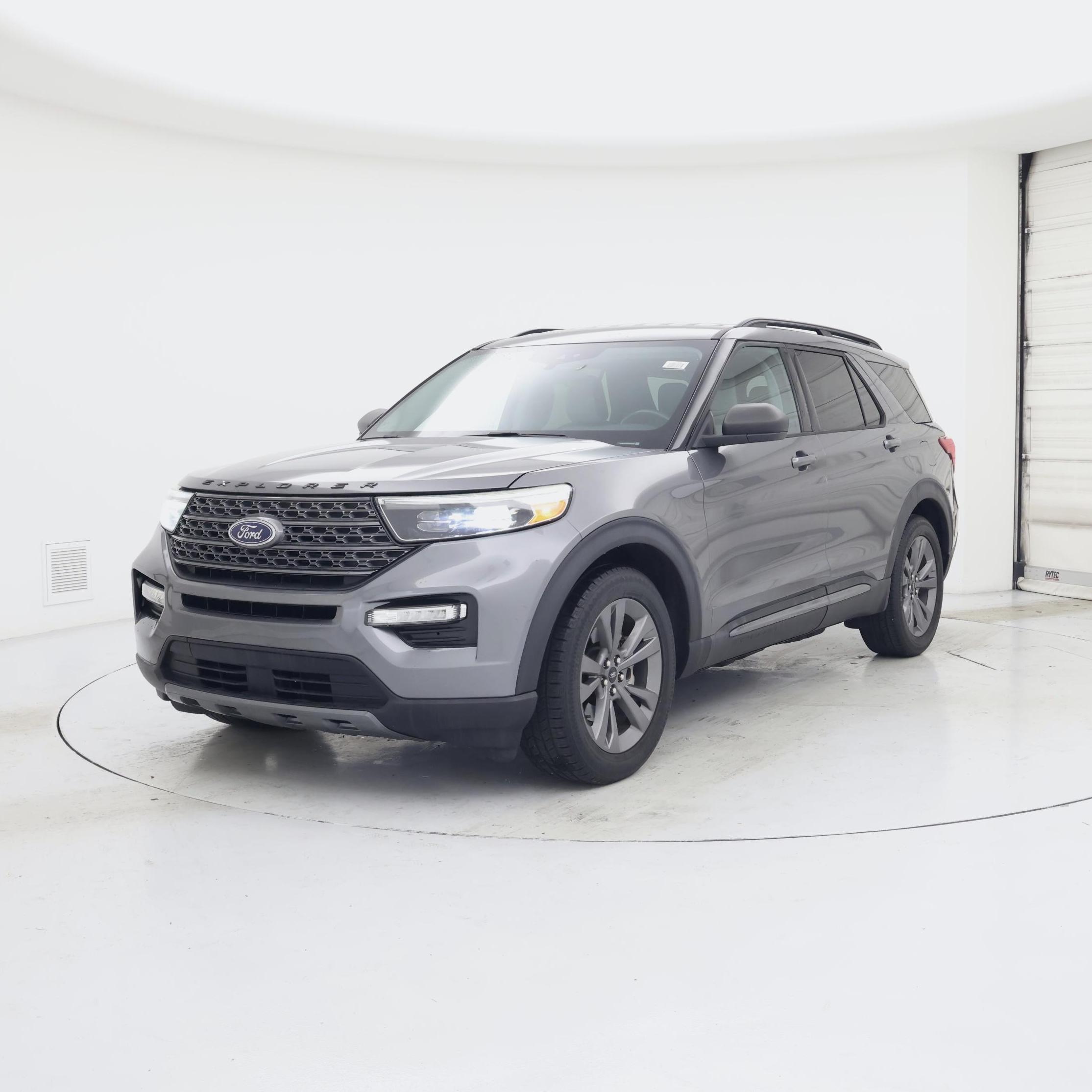 Thumbnail: 2021 Ford Explorer - 4