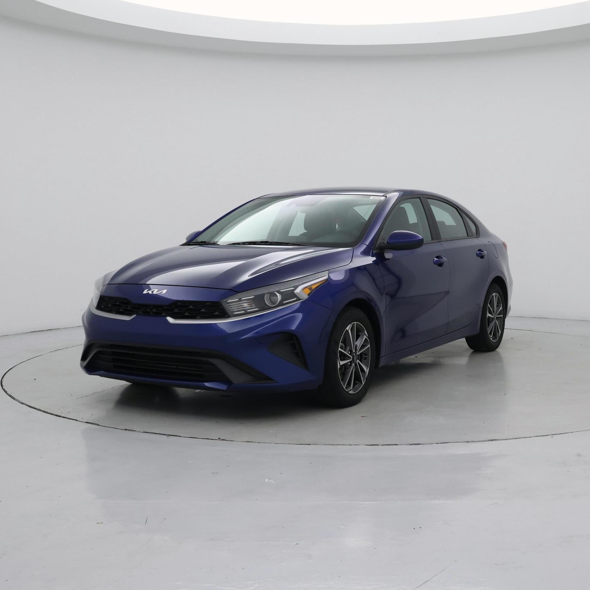Thumbnail: 2022 Kia Forte - 4