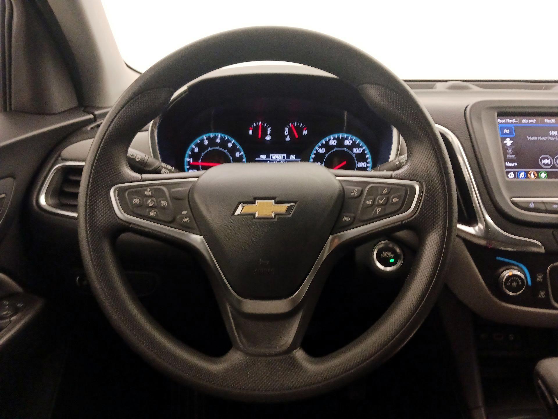 Thumbnail: 2023 Chevrolet Equinox - 10