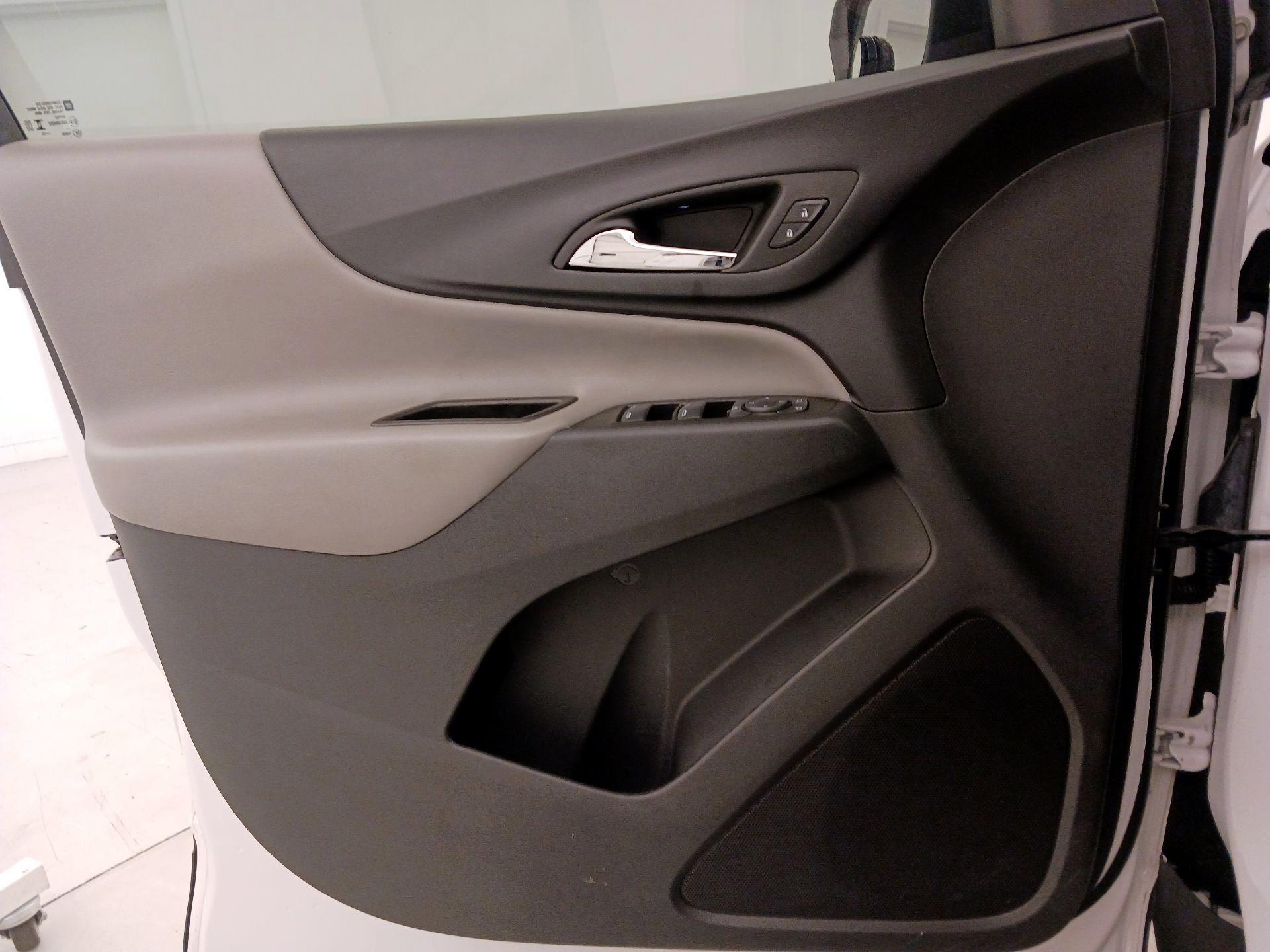 Thumbnail: 2023 Chevrolet Equinox - 12
