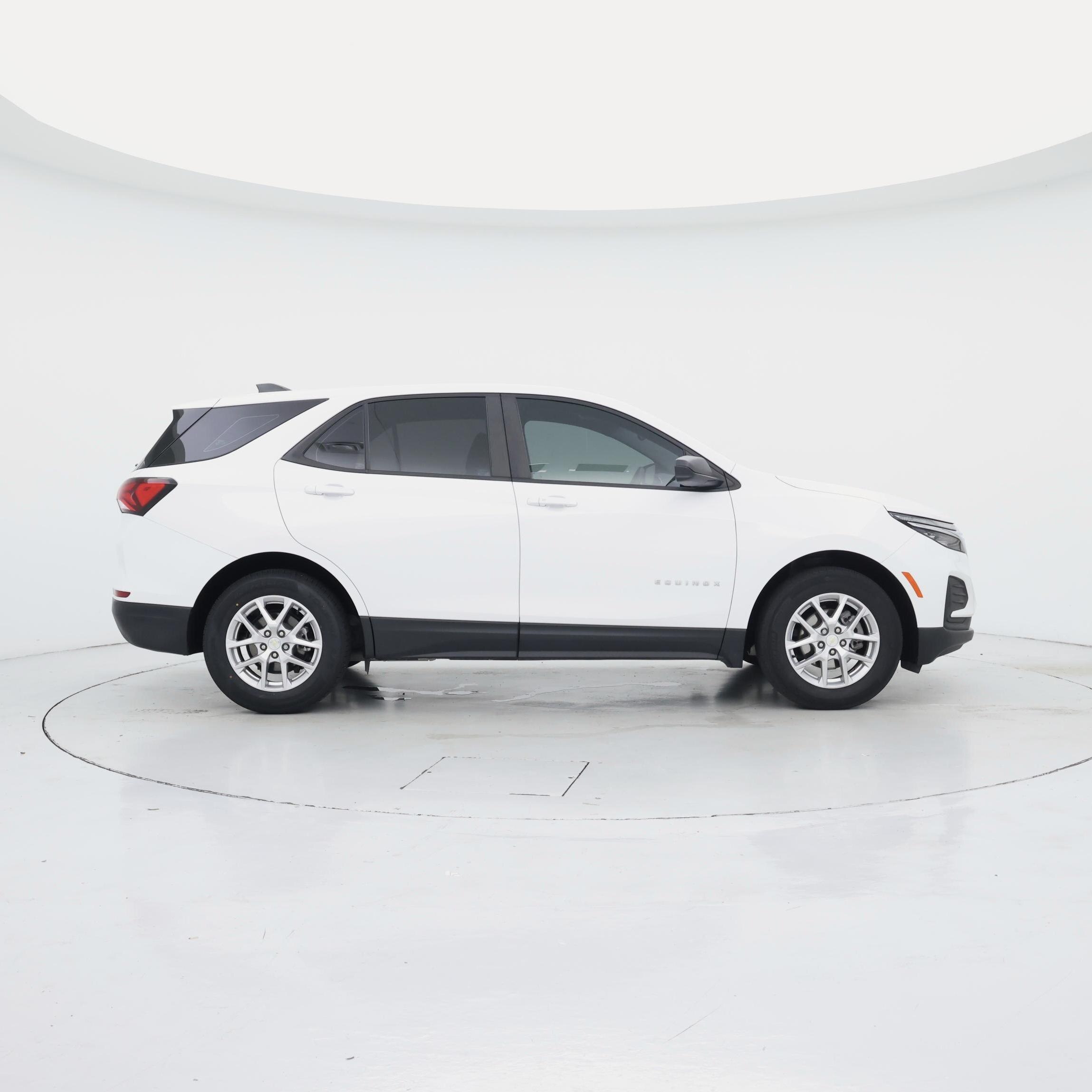 Thumbnail: 2023 Chevrolet Equinox - 7