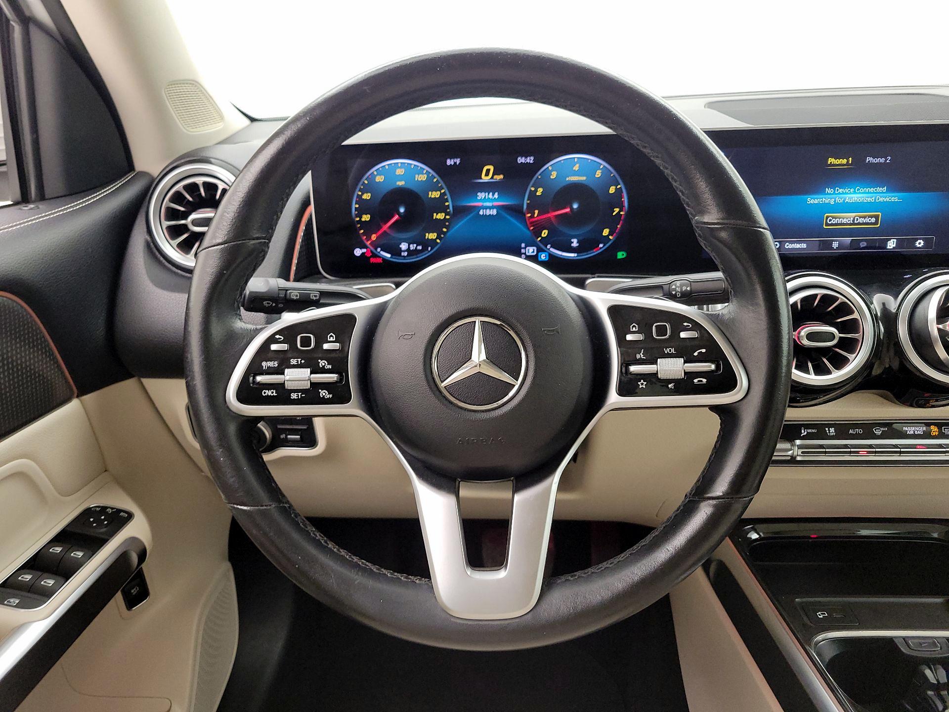Thumbnail: 2021 Mercedes-Benz GLB - 10