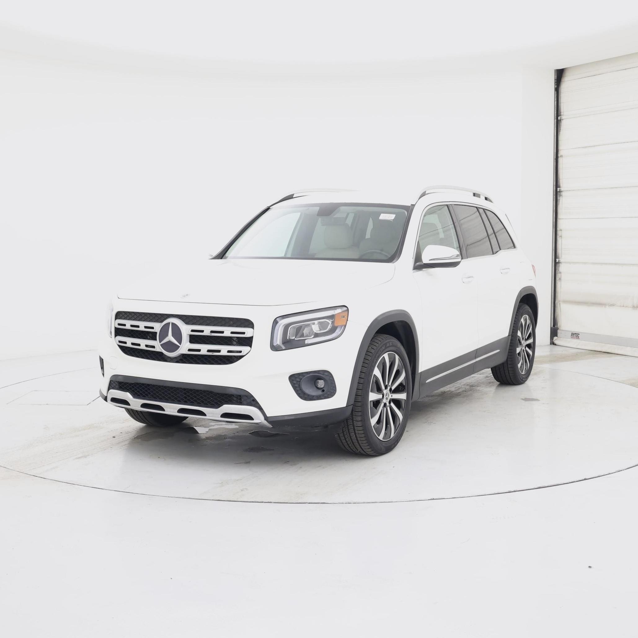 Thumbnail: 2021 Mercedes-Benz GLB - 4