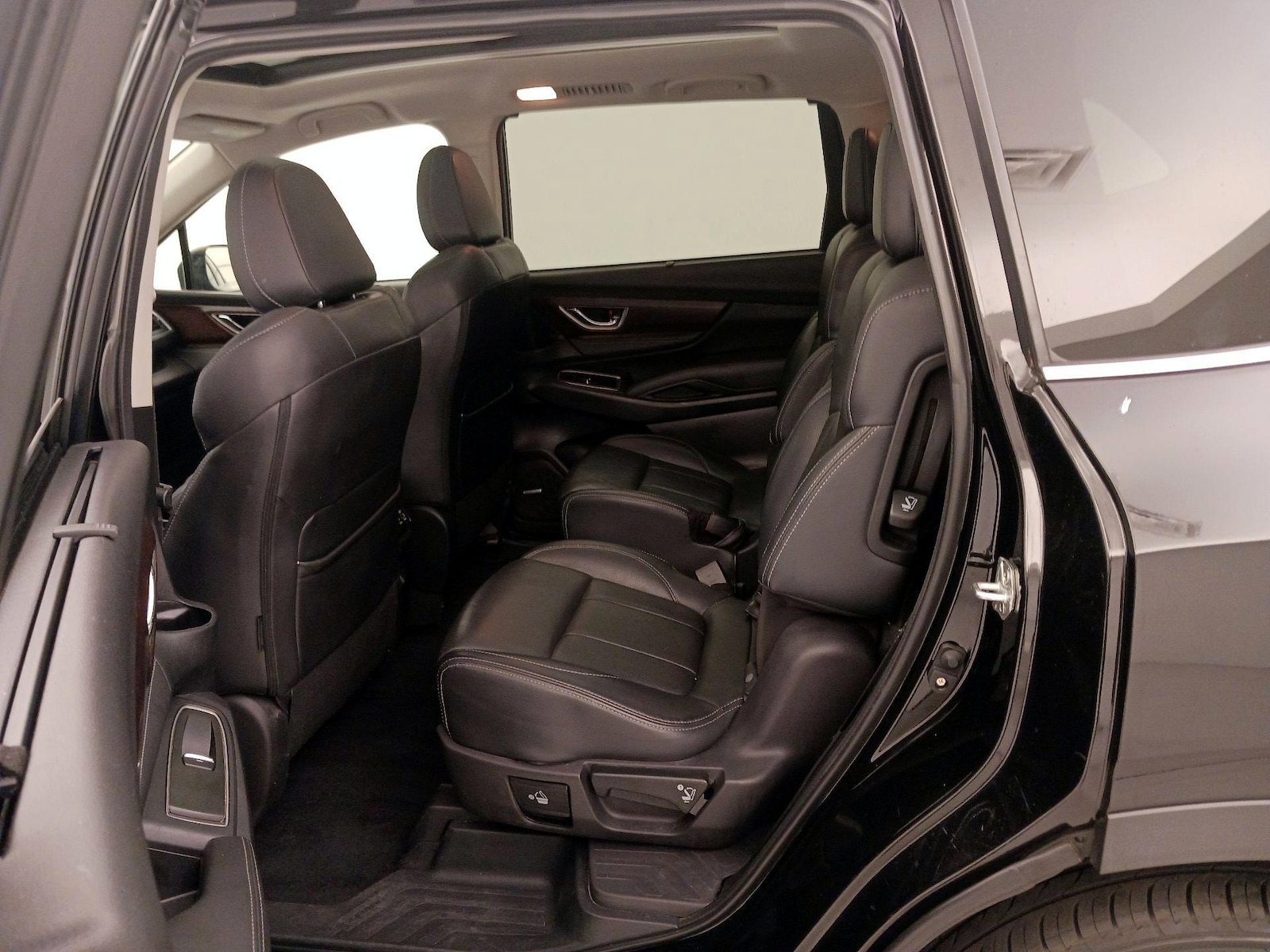 2023 Subaru Ascent Touring - Photo 22