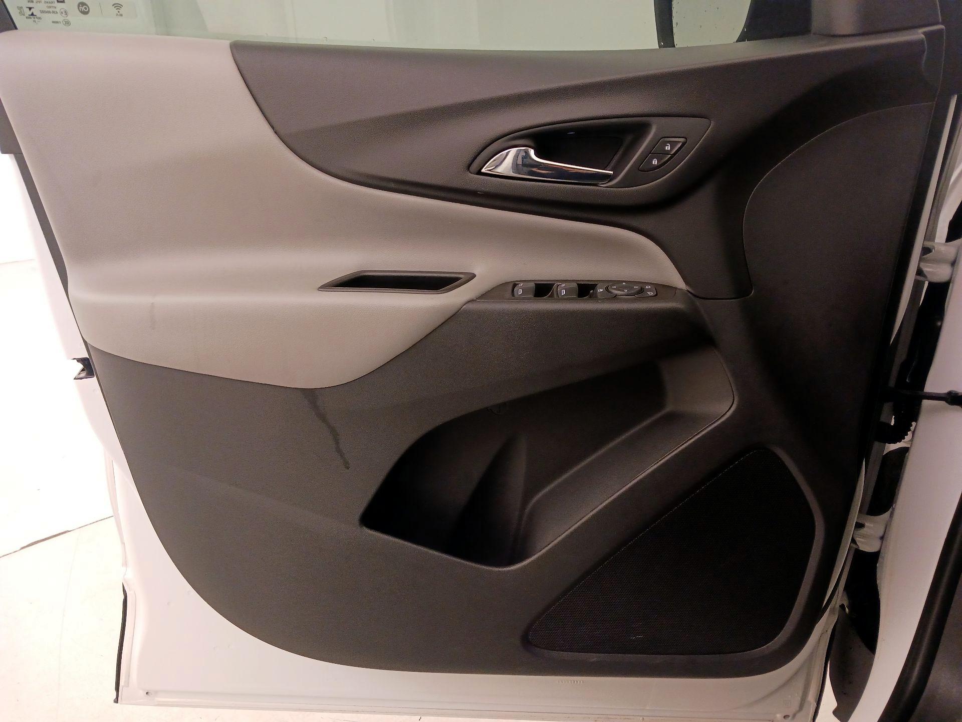 Thumbnail: 2021 Chevrolet Equinox - 12