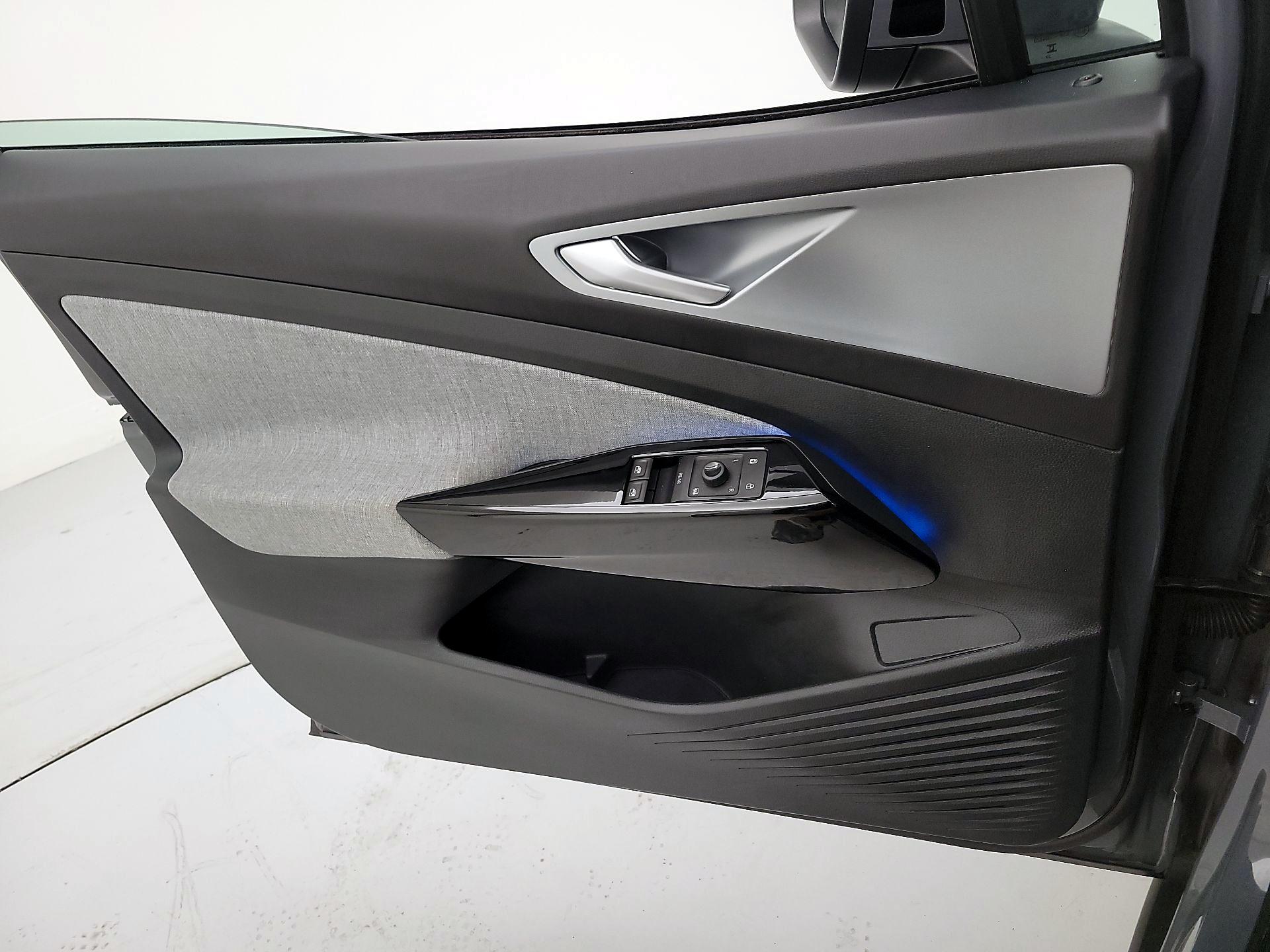 Thumbnail: 2024 Volkswagen ID.4 - 12