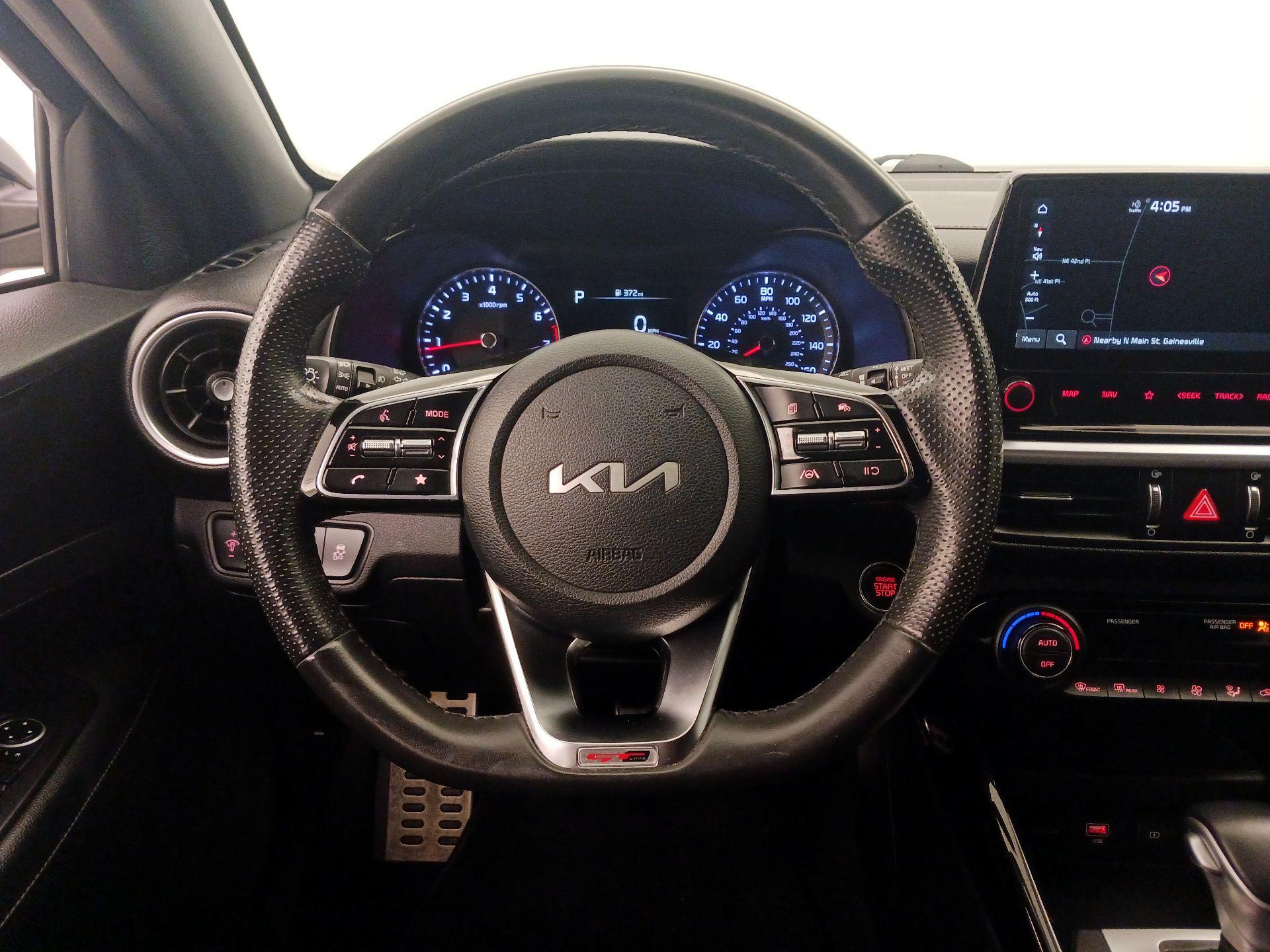 Thumbnail: 2023 Kia Forte - 10