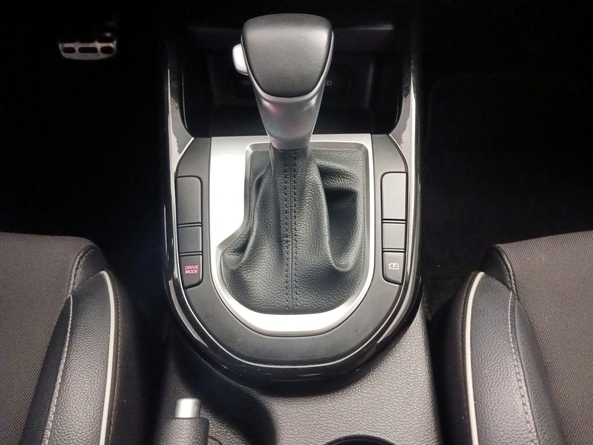 Thumbnail: 2023 Kia Forte - 18