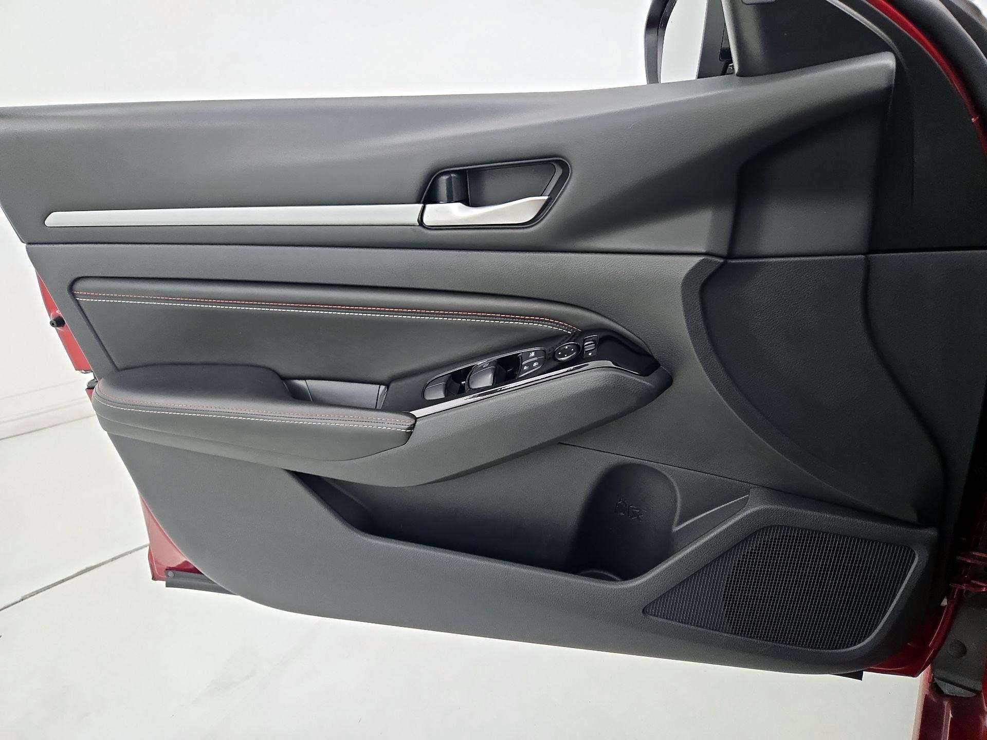 Thumbnail: 2023 Nissan Altima - 12