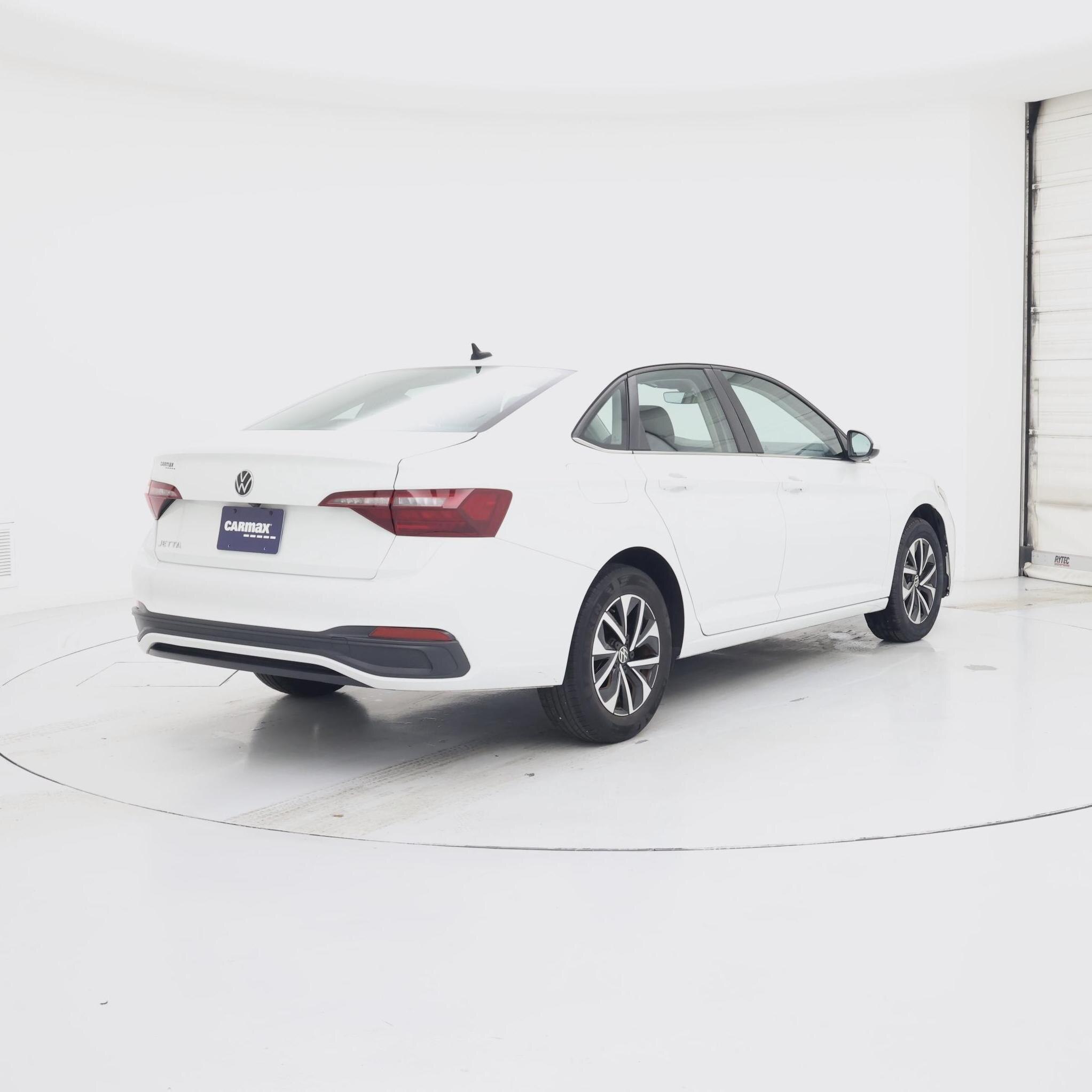 Thumbnail: 2023 Volkswagen Jetta - 8