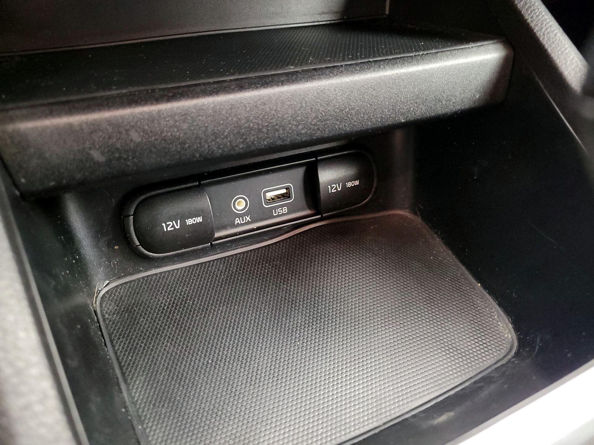 Thumbnail: 2021 Kia Forte - 18