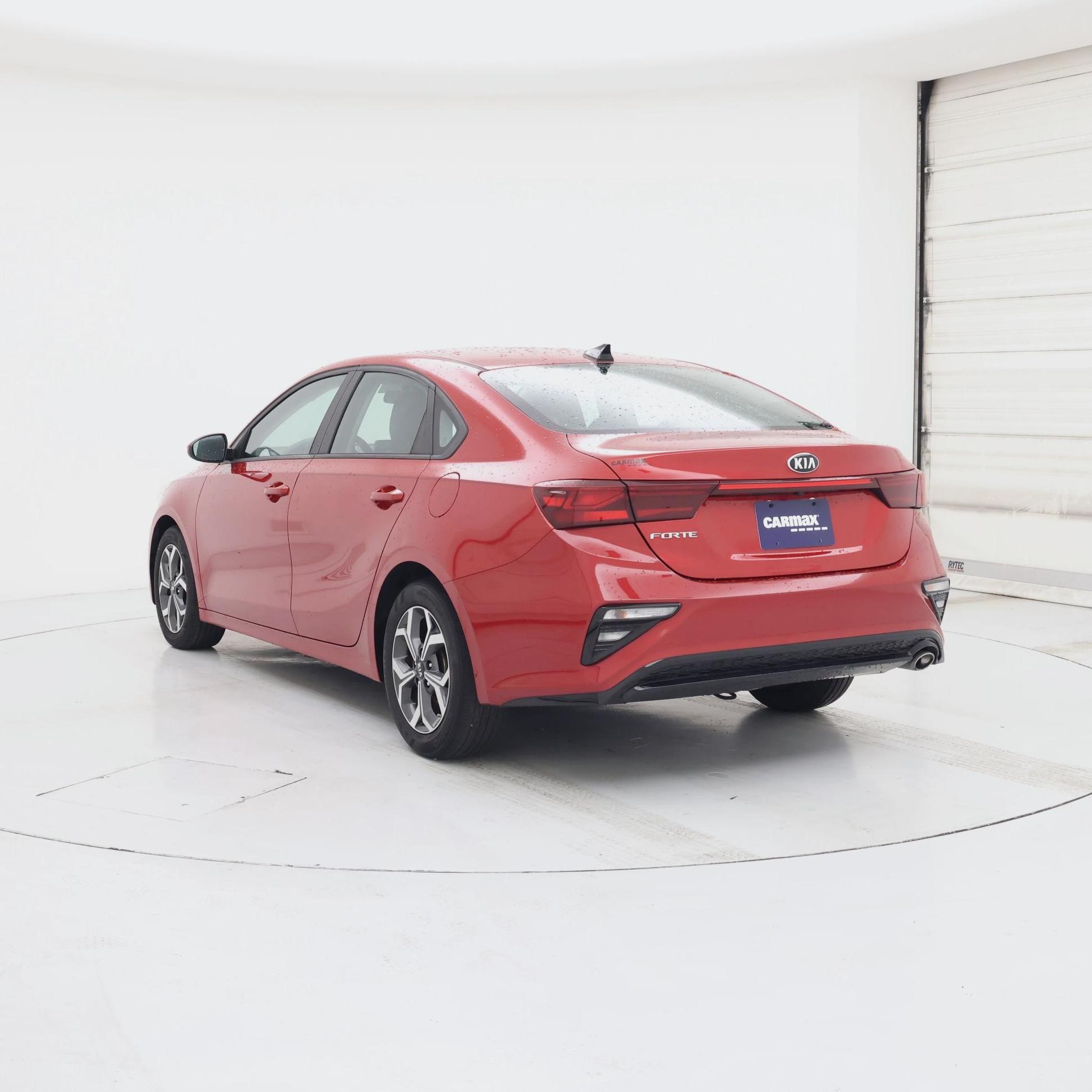 Thumbnail: 2021 Kia Forte - 2