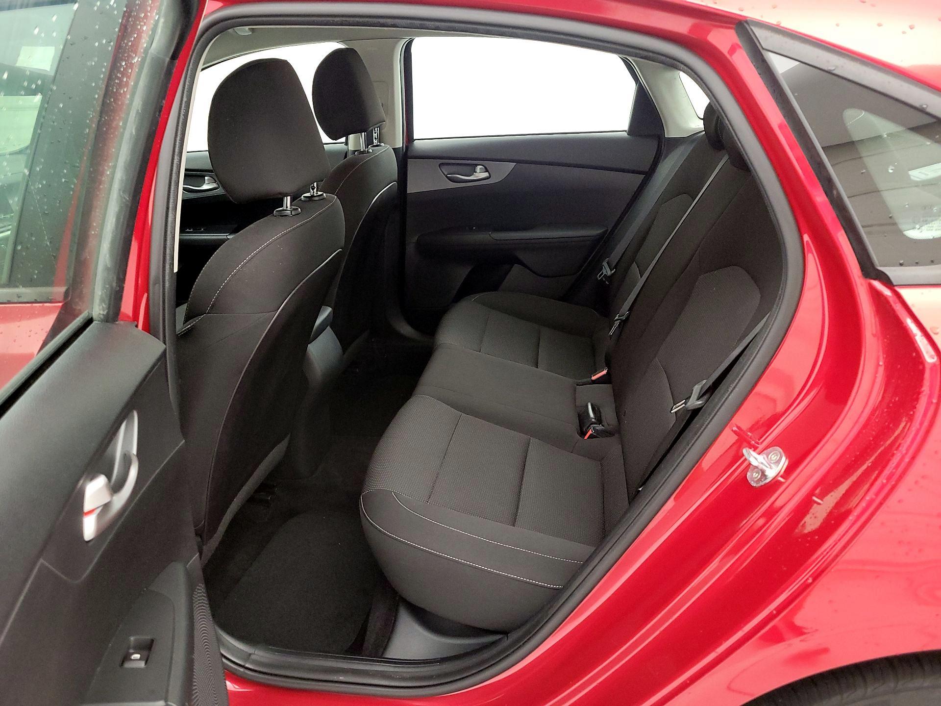 Thumbnail: 2021 Kia Forte - 19