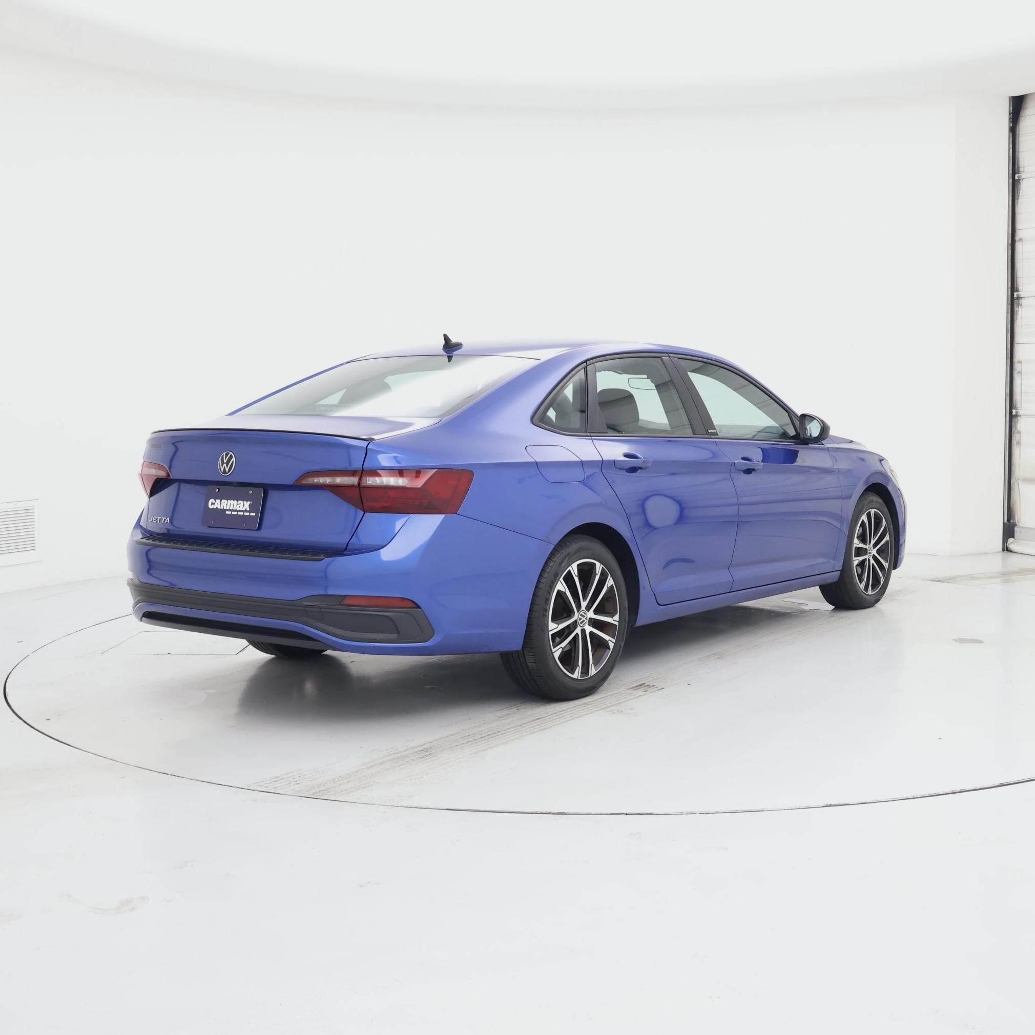 Thumbnail: 2023 Volkswagen Jetta - 8