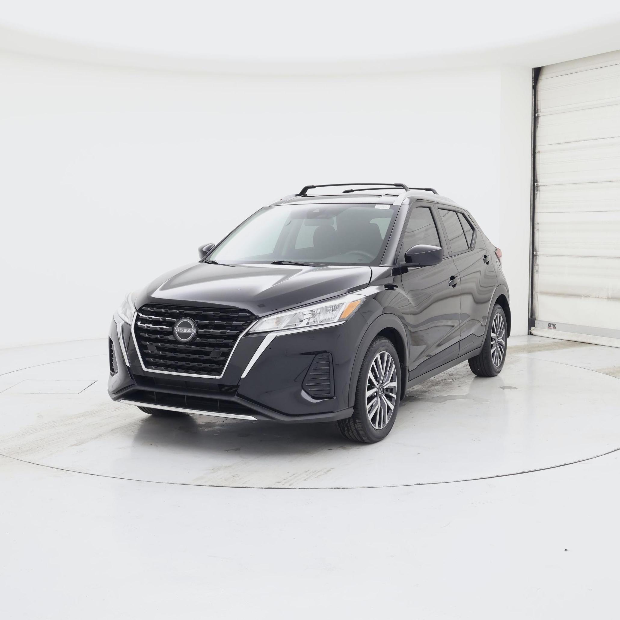 Thumbnail: 2022 Nissan Kicks - 4