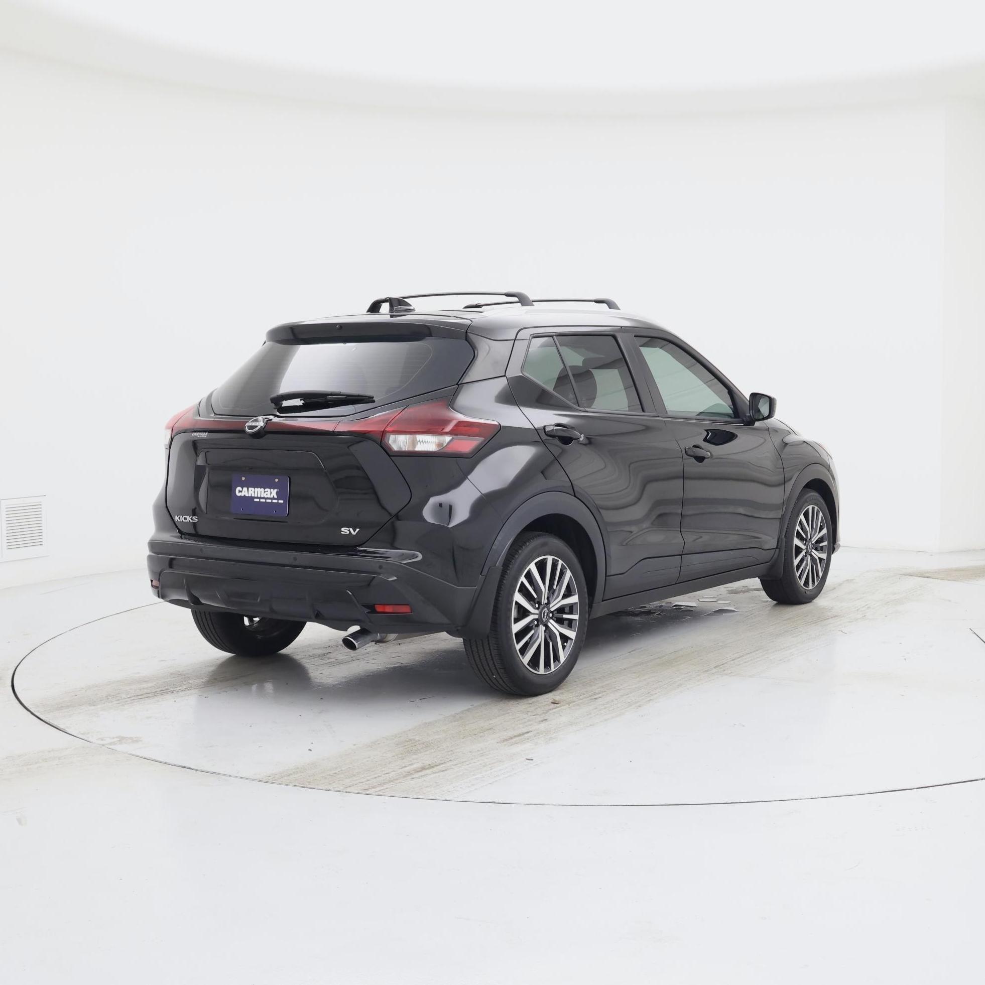 Thumbnail: 2022 Nissan Kicks - 8
