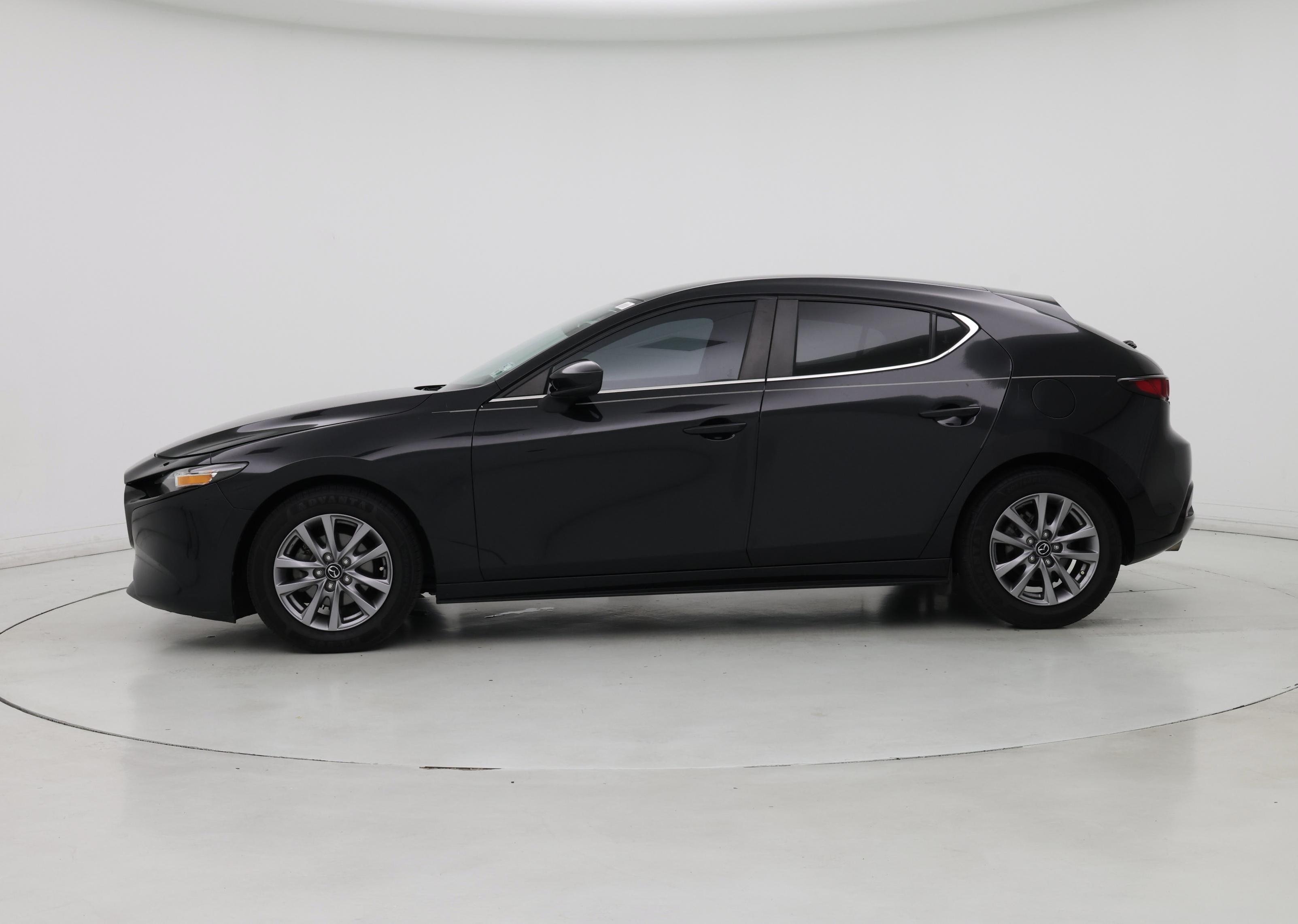 Thumbnail: 2021 Mazda Mazda3 - 3