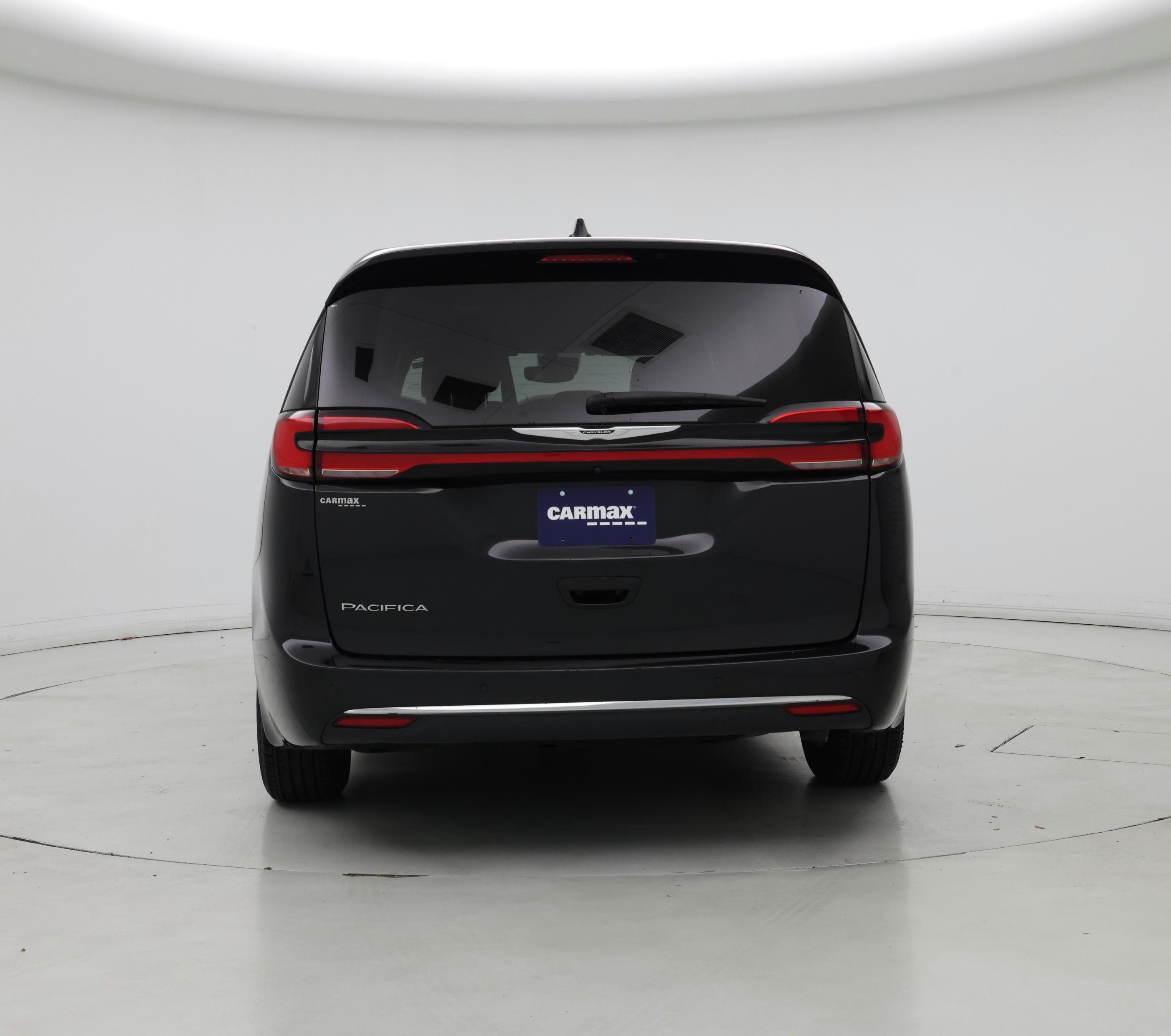 Thumbnail: 2023 Chrysler Pacifica - 6