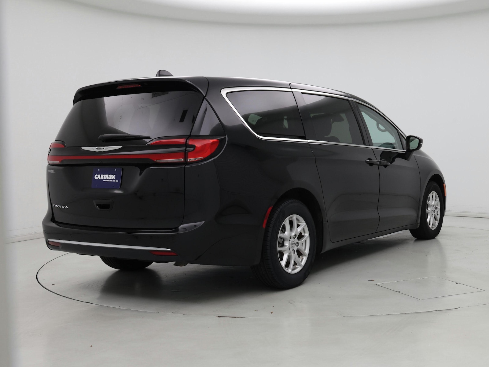 2023 Chrysler Pacifica Touring L - Photo 9