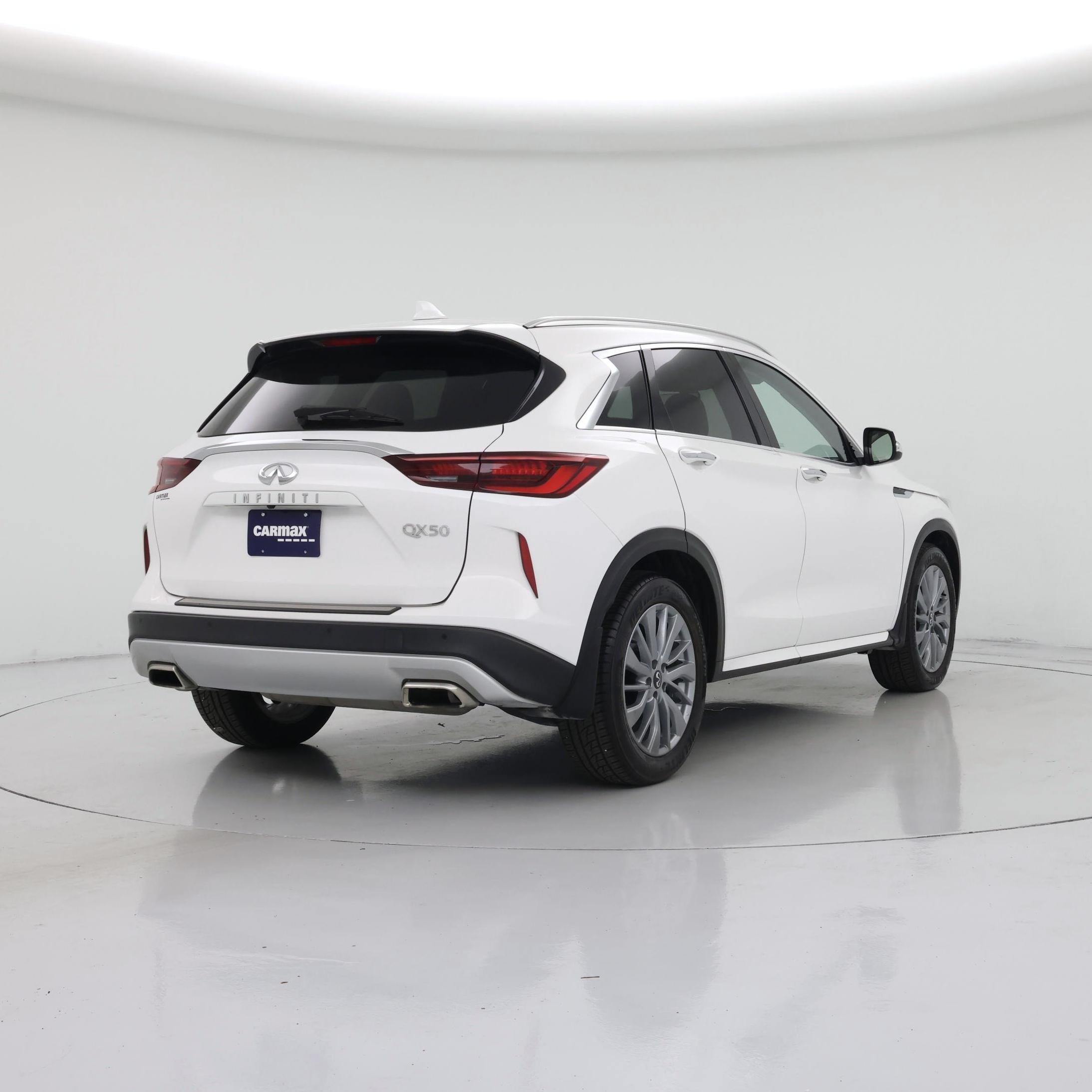 Thumbnail: 2023 INFINITI QX50 - 8