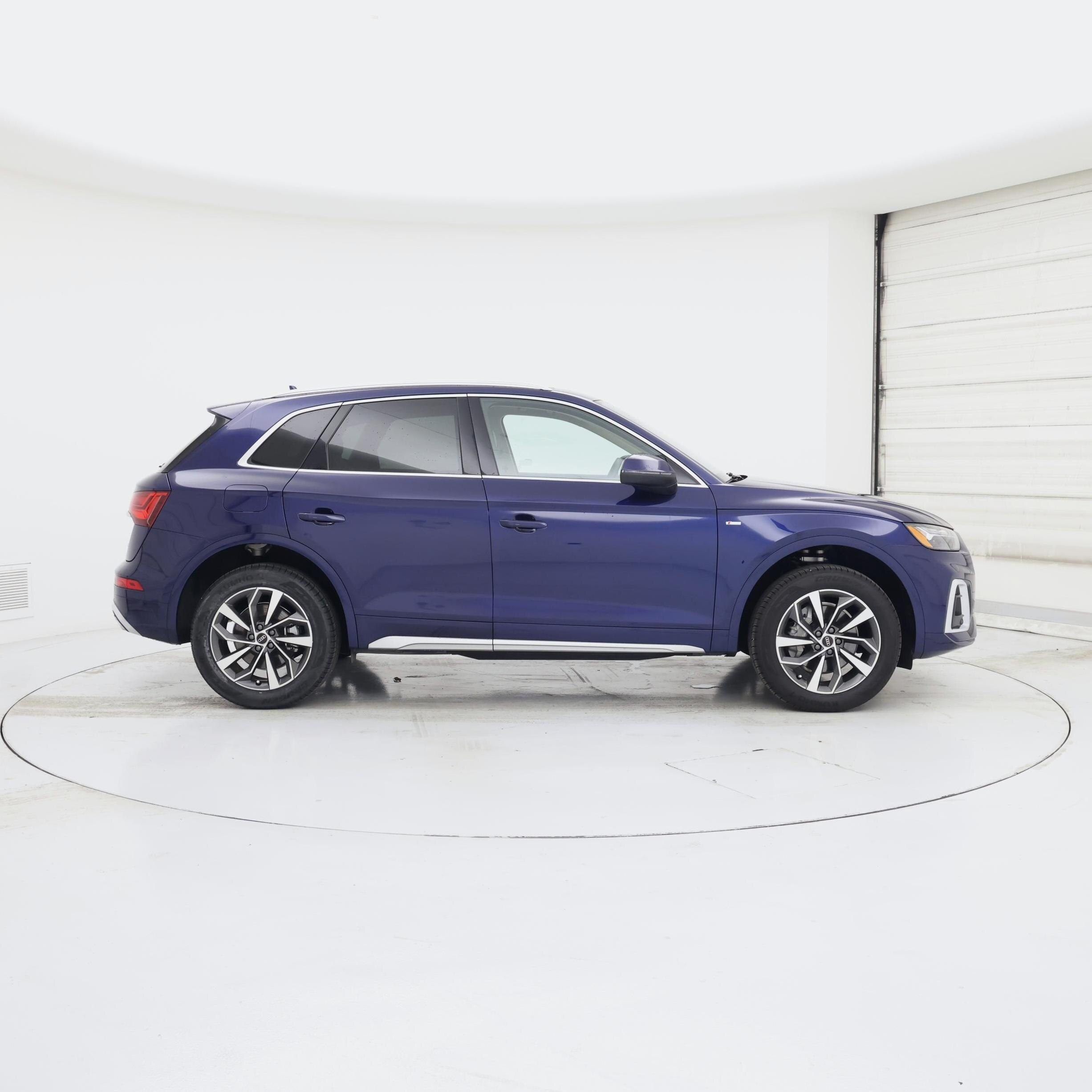 Thumbnail: 2024 Audi Q5 - 7