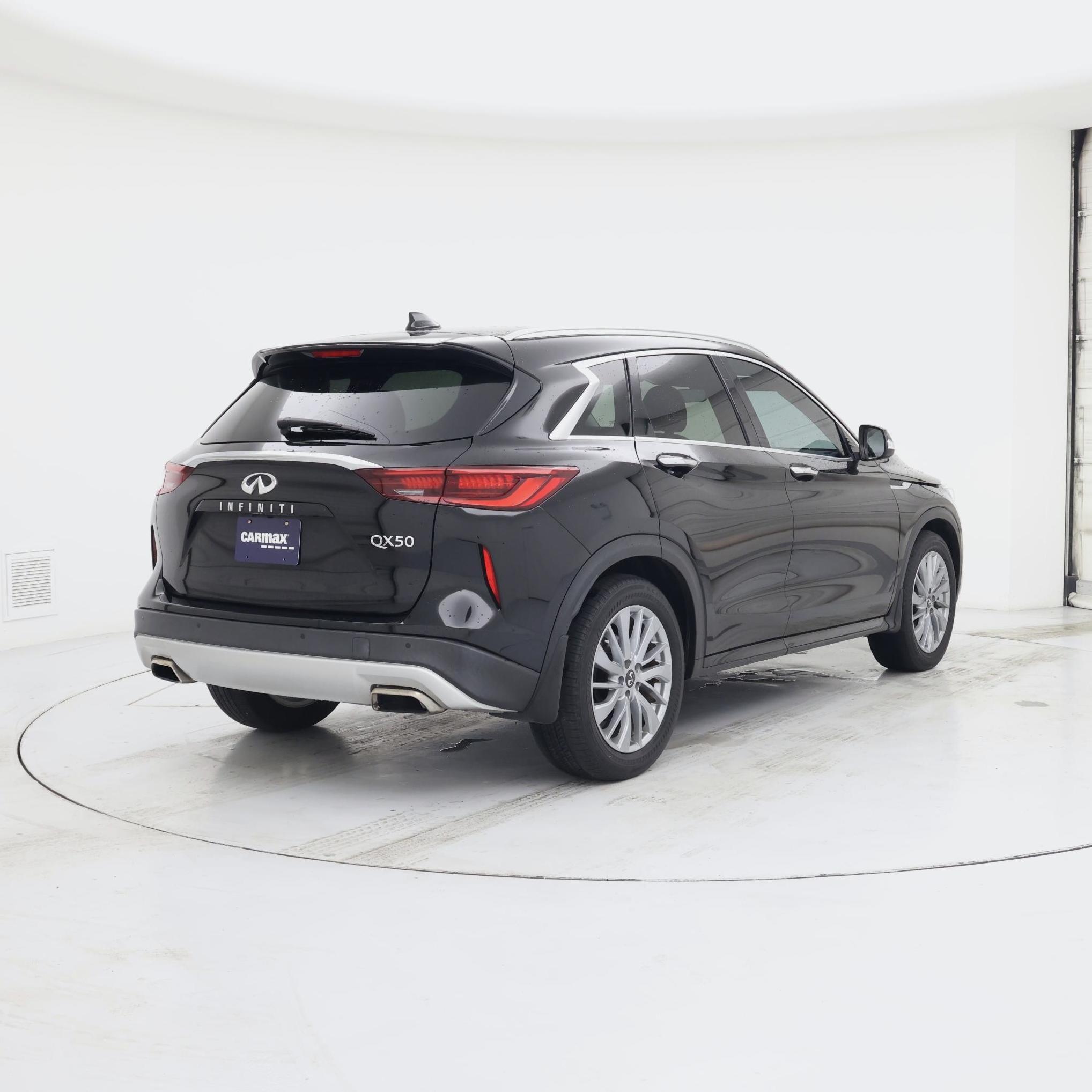 Thumbnail: 2023 INFINITI QX50 - 8