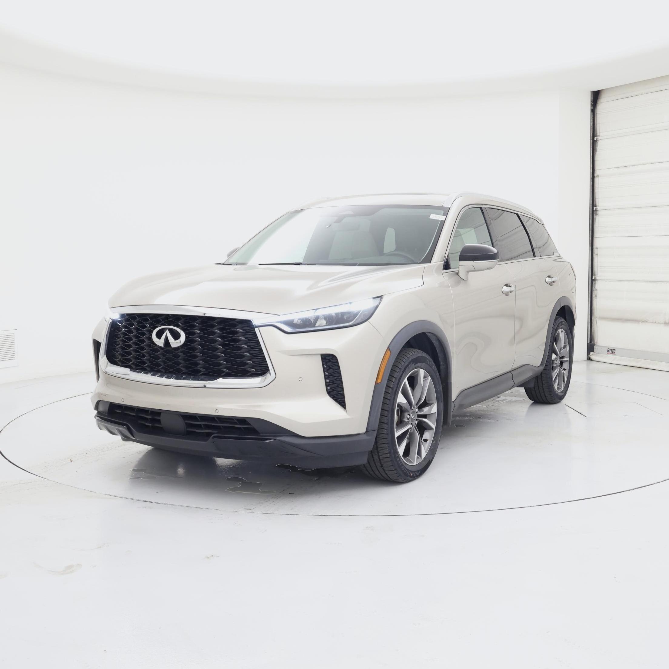 Thumbnail: 2023 INFINITI QX60 - 4