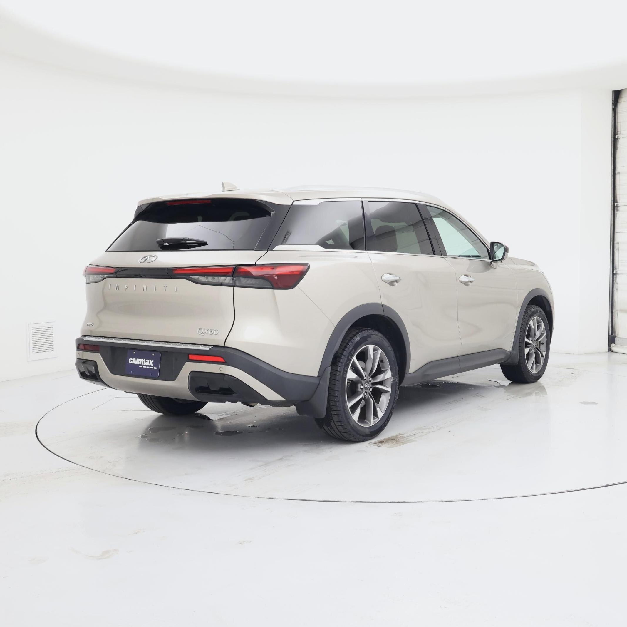 Thumbnail: 2023 INFINITI QX60 - 8