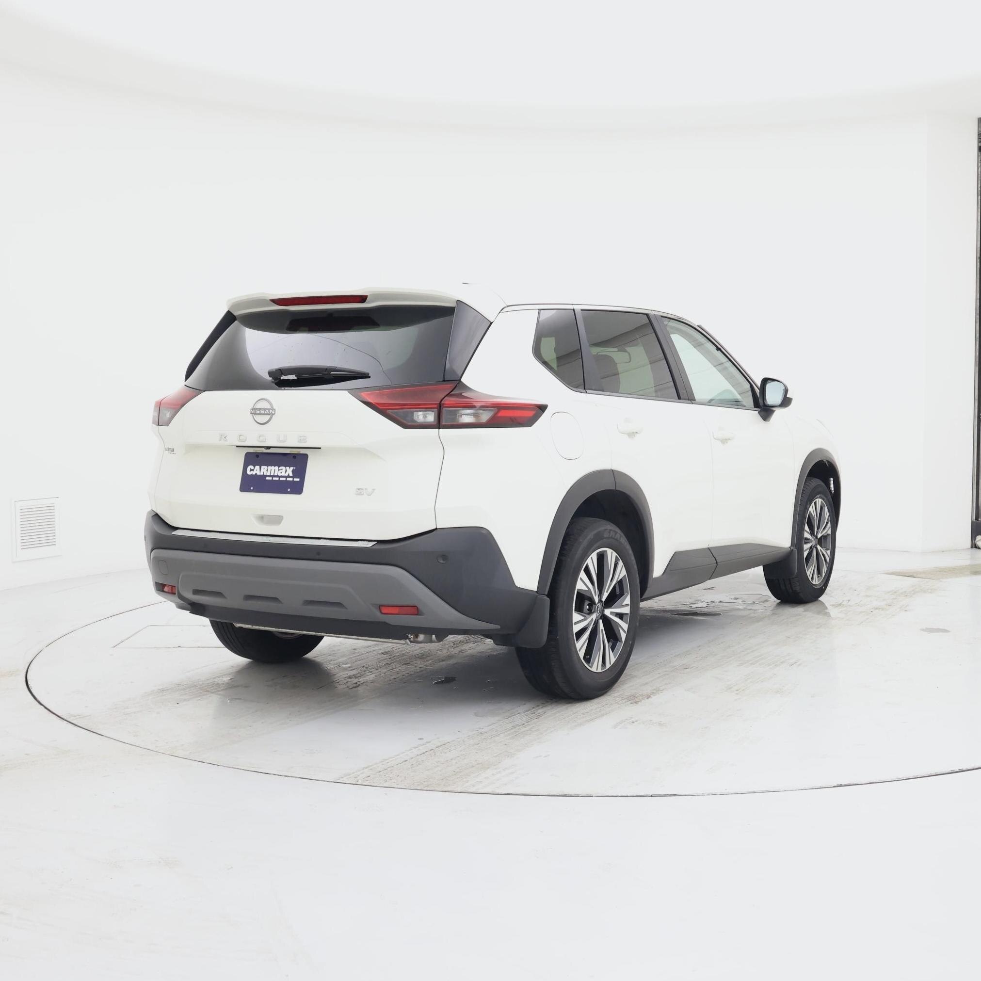 Thumbnail: 2023 Nissan Rogue - 8