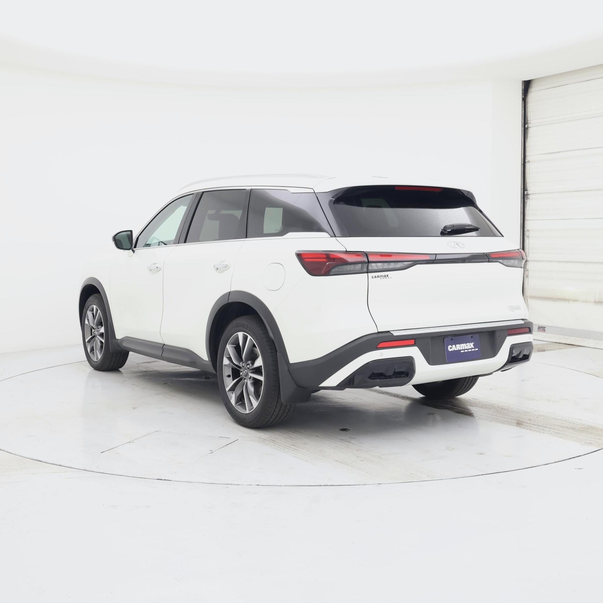 Thumbnail: 2023 INFINITI QX60 - 2