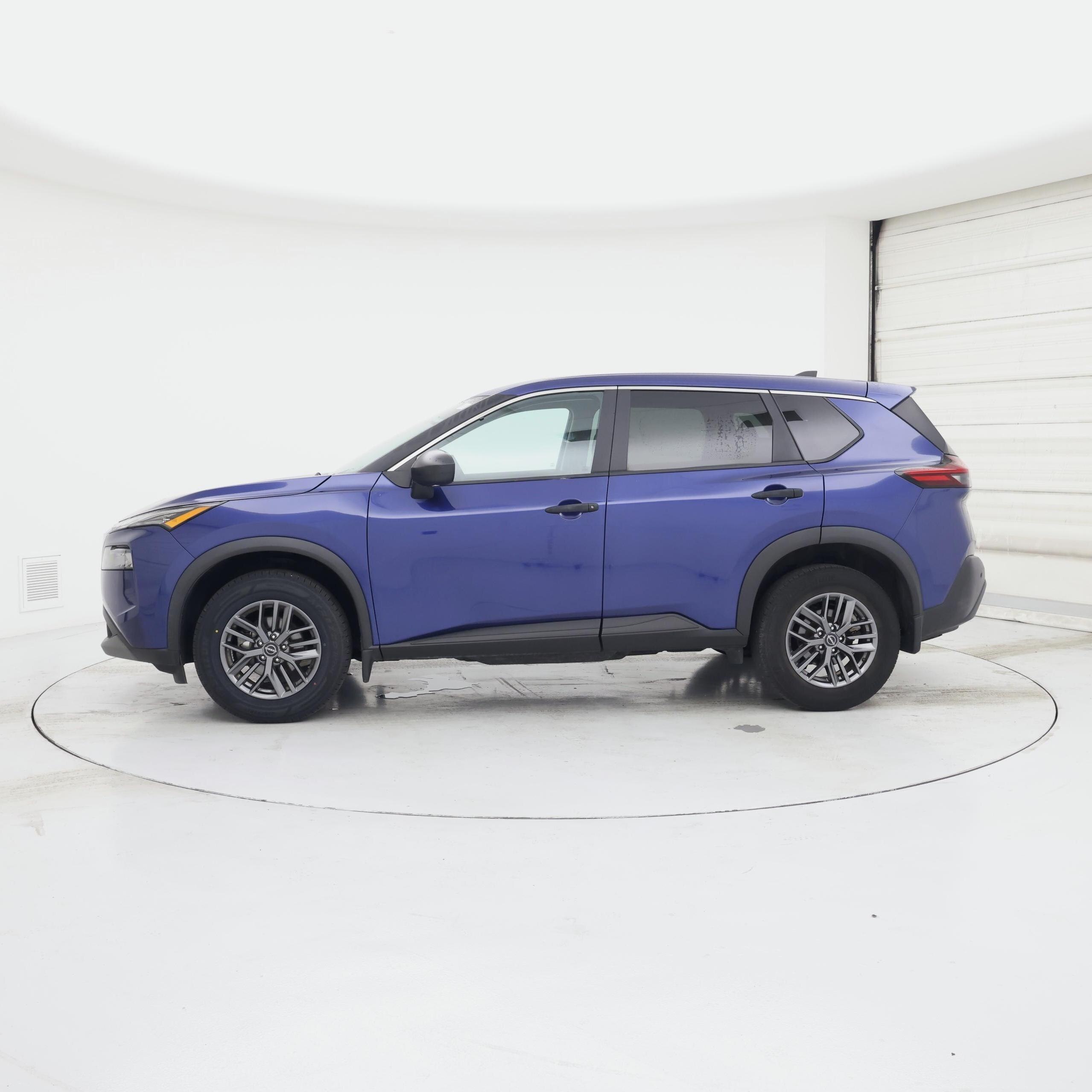 Thumbnail: 2023 Nissan Rogue - 3