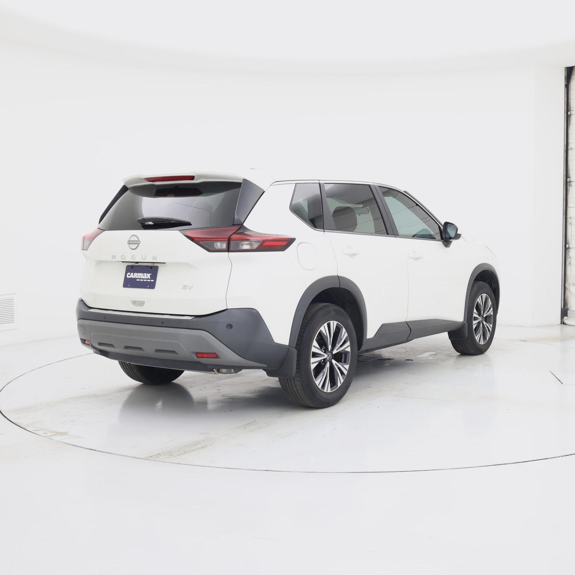 Thumbnail: 2023 Nissan Rogue - 8