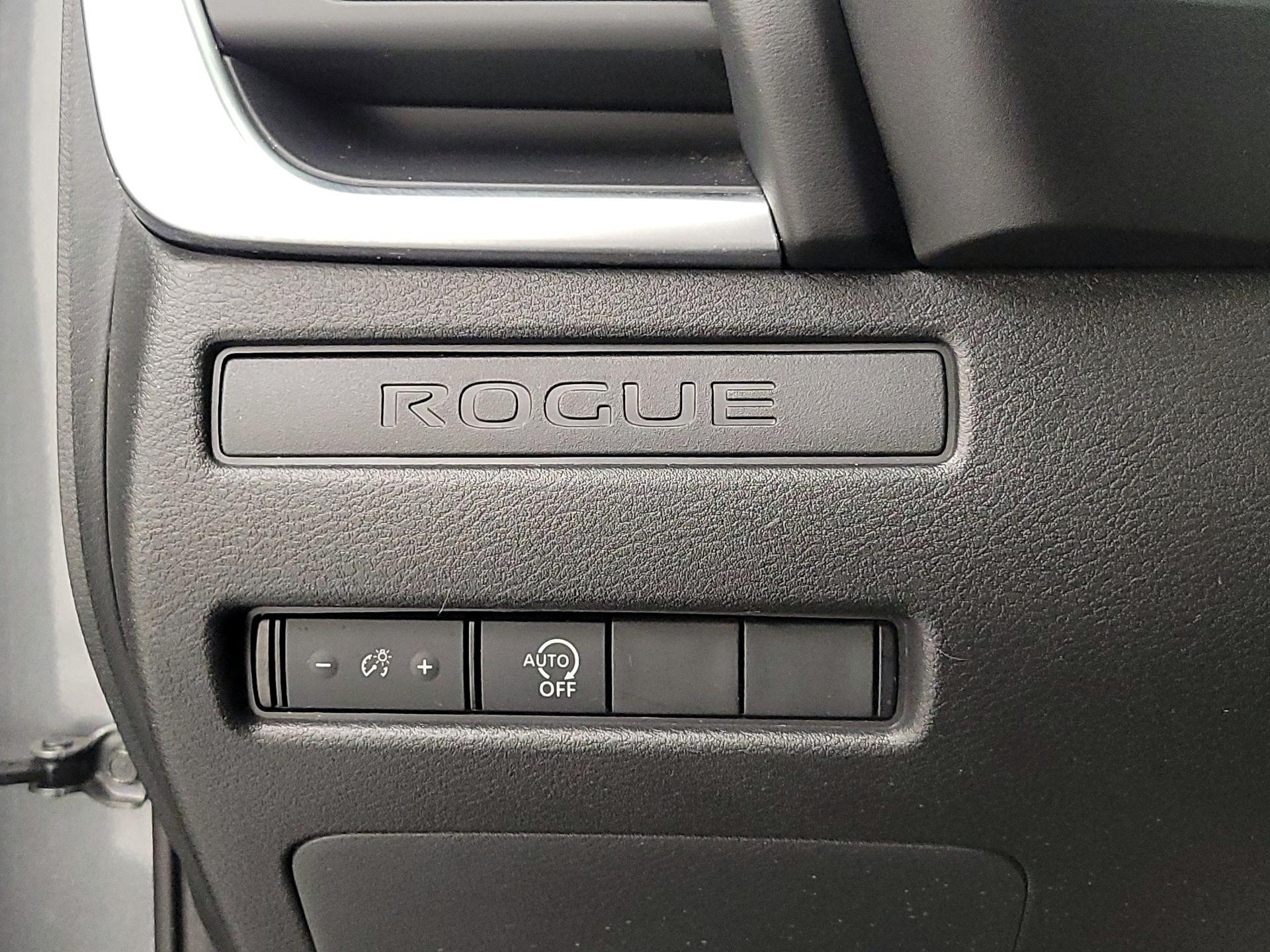 Thumbnail: 2023 Nissan Rogue - 13