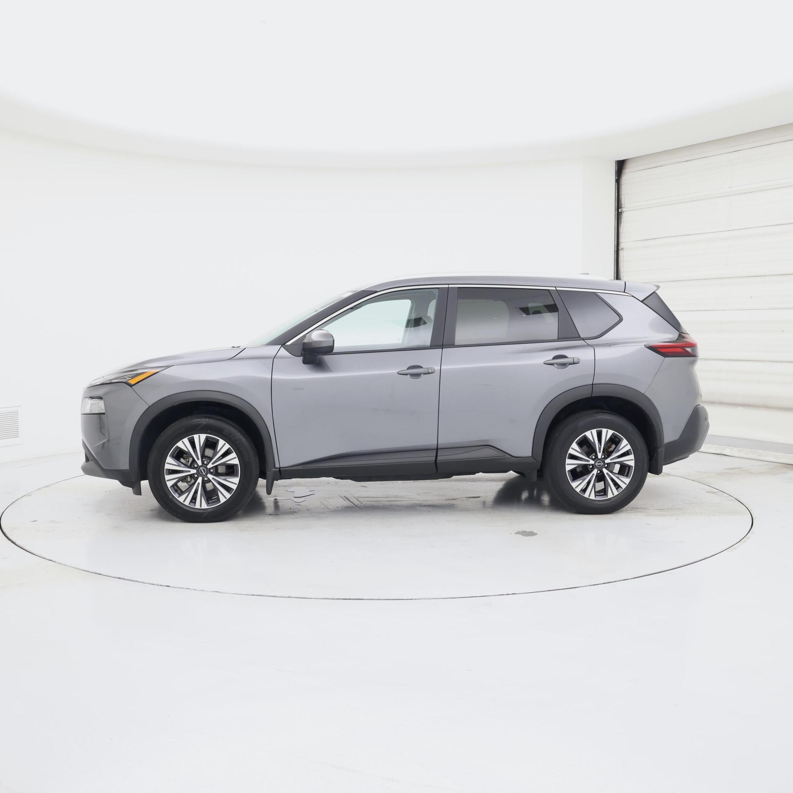 Thumbnail: 2023 Nissan Rogue - 3