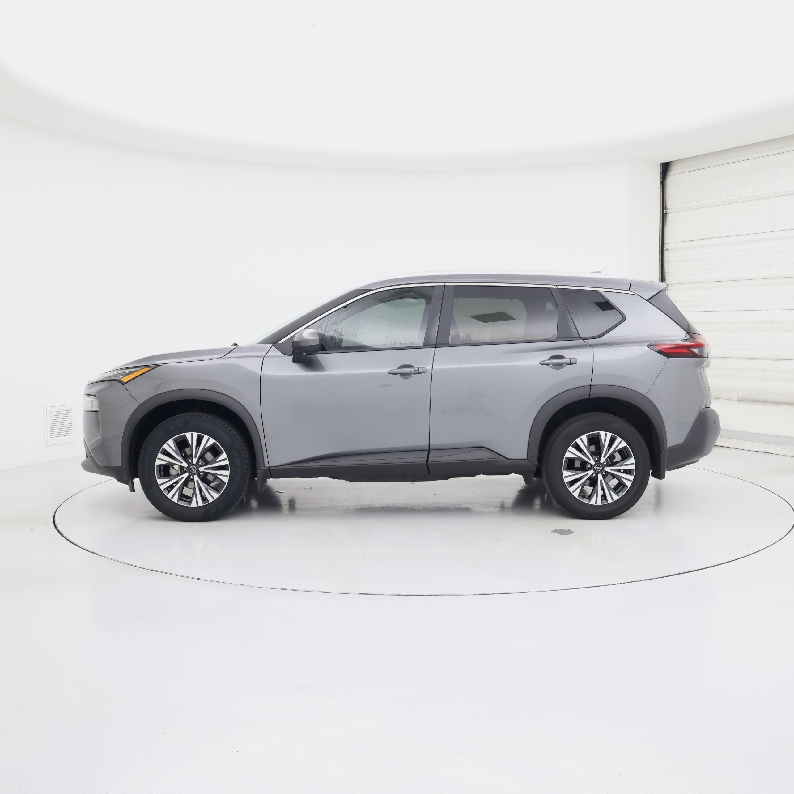 Thumbnail: 2023 Nissan Rogue - 3